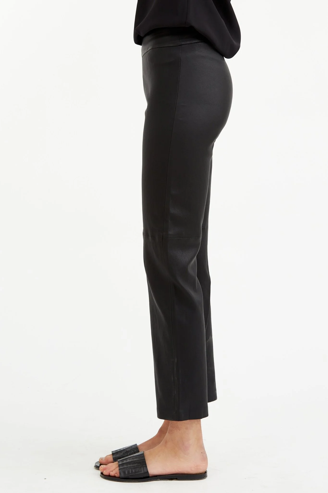 CATERINA ANKLE STRAIGHT LEG PANT IN STRETCH LEATHER - Image 8