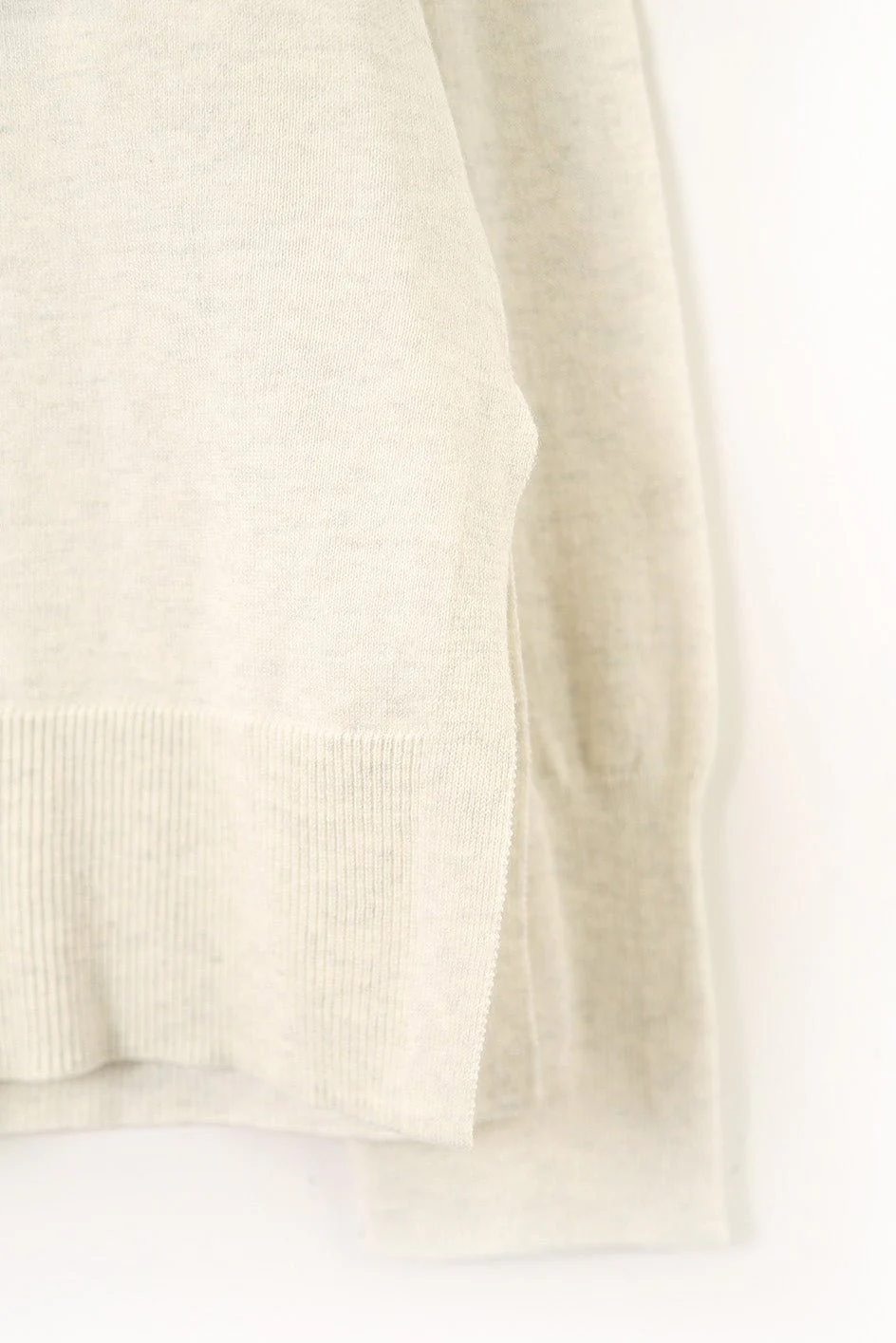 LIMITED EDITION AVERY V NECK TUNIC IN DOUBLE KNIT PIMA COTTON - Image 4