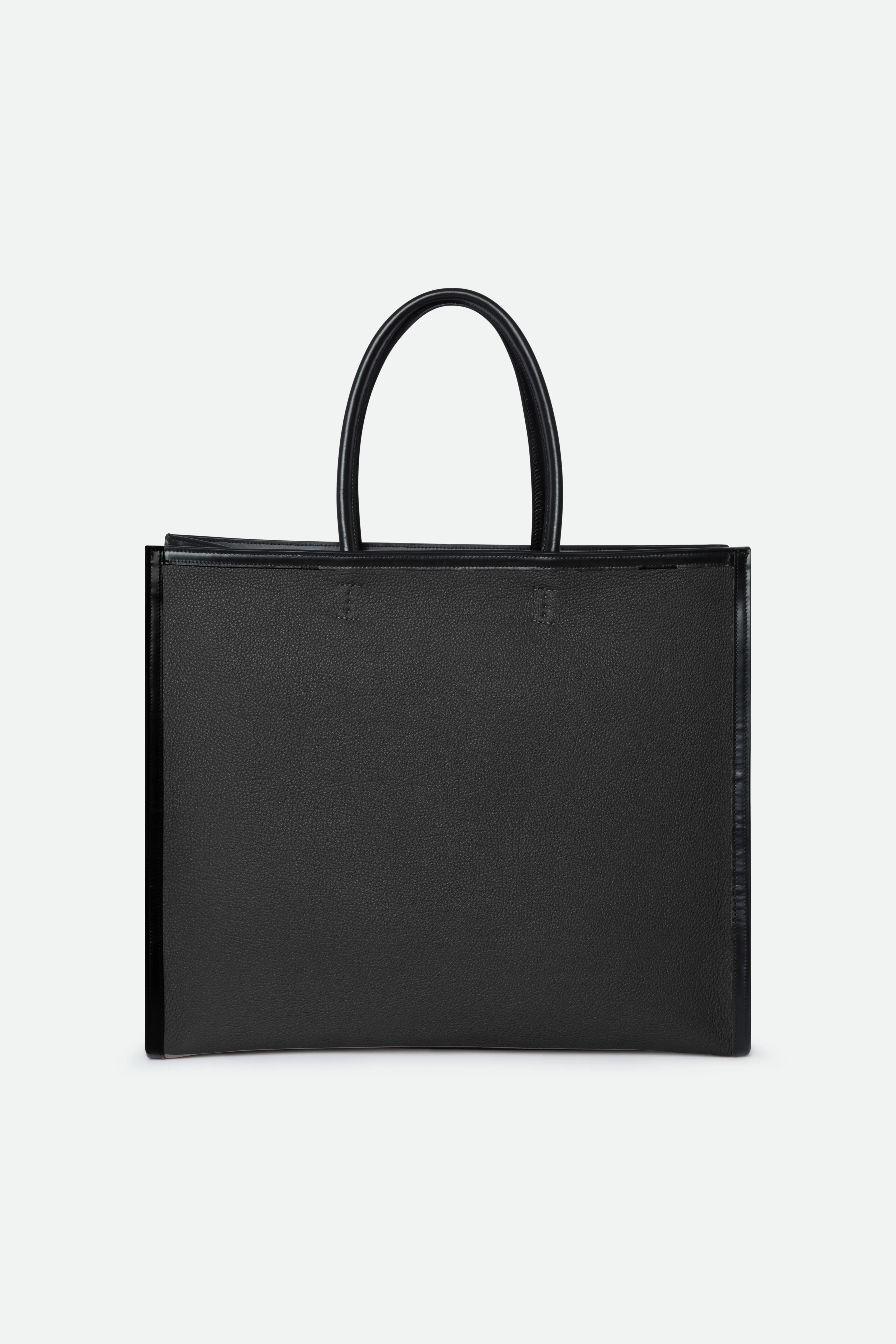 BETTONA 19" IN ITALIAN LEATHER BLACK