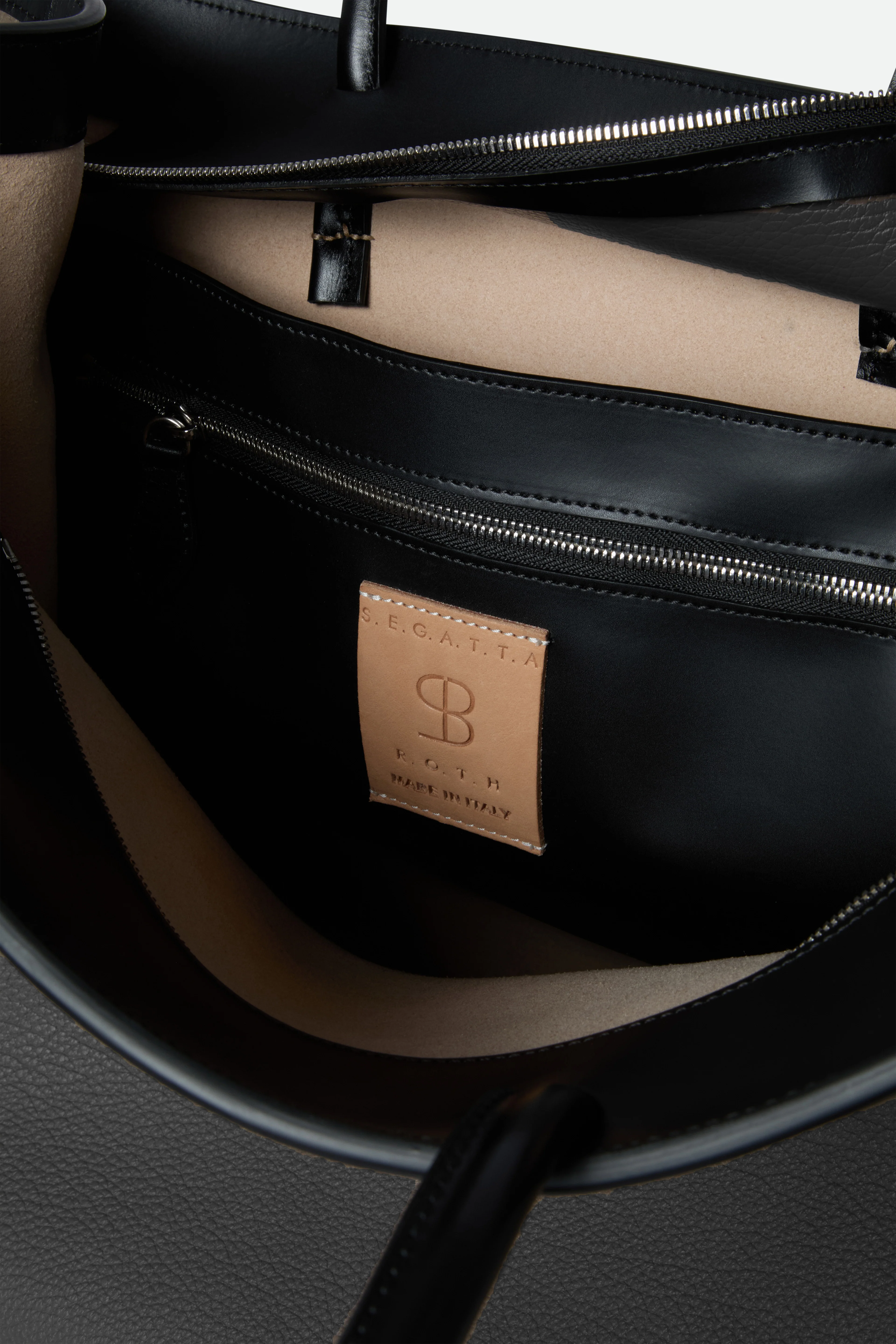 BETTONA 19" IN ITALIAN LEATHER BLACK - Image 4