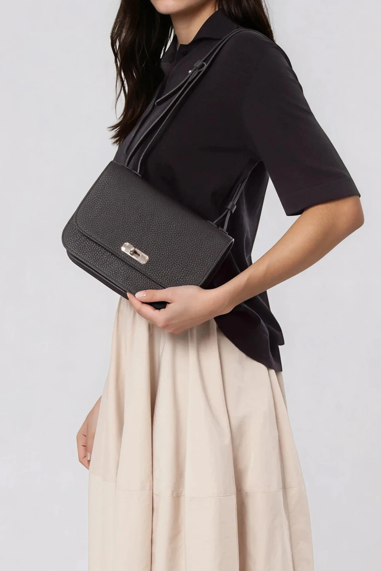 BEXLEY SHOULDER BAG IN ITALIAN LEATHER BLACK - Image 3