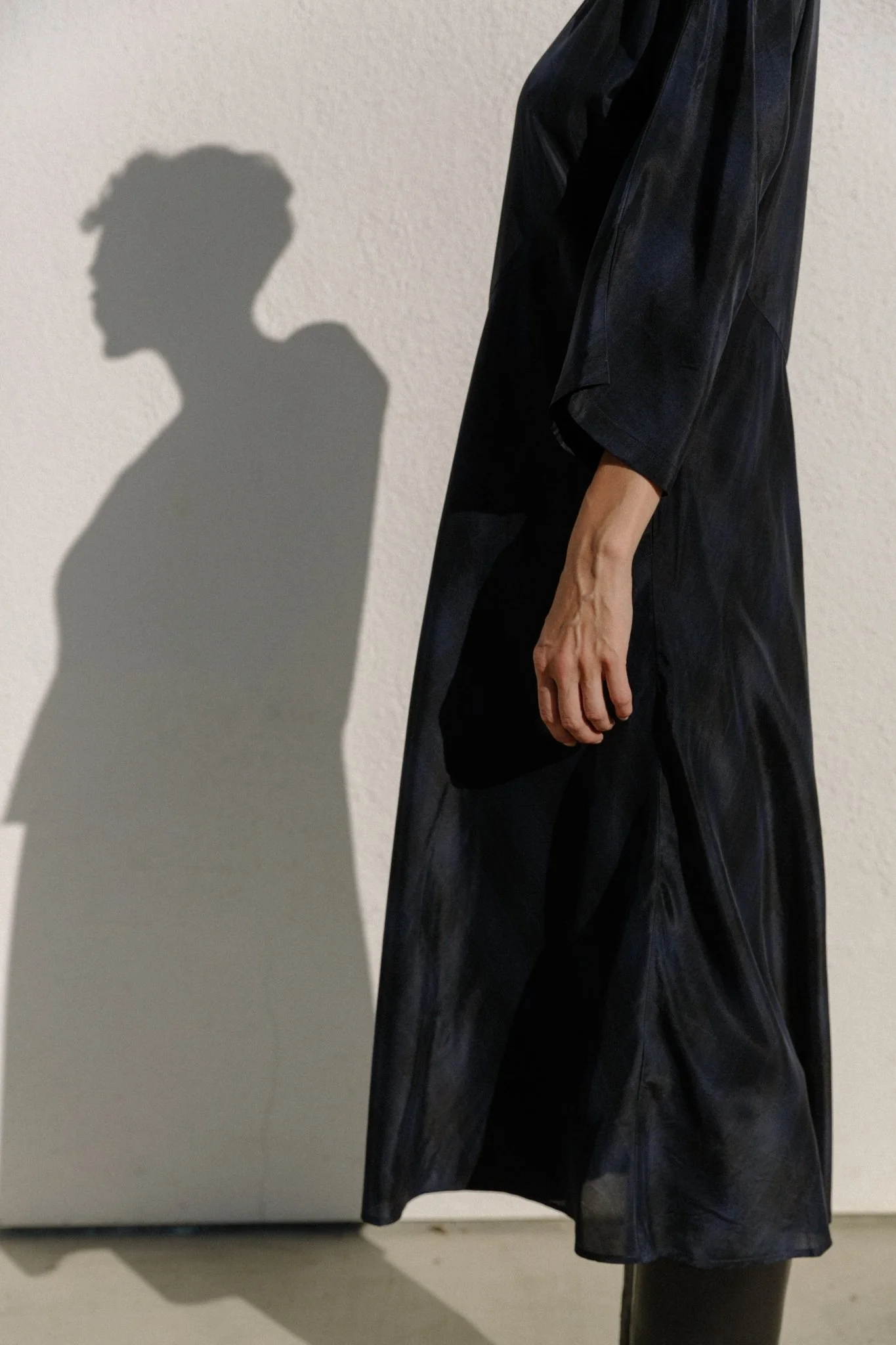 CELENE BIAS BOATNECK DRESS IN ITALIAN CUPRO - Image 4