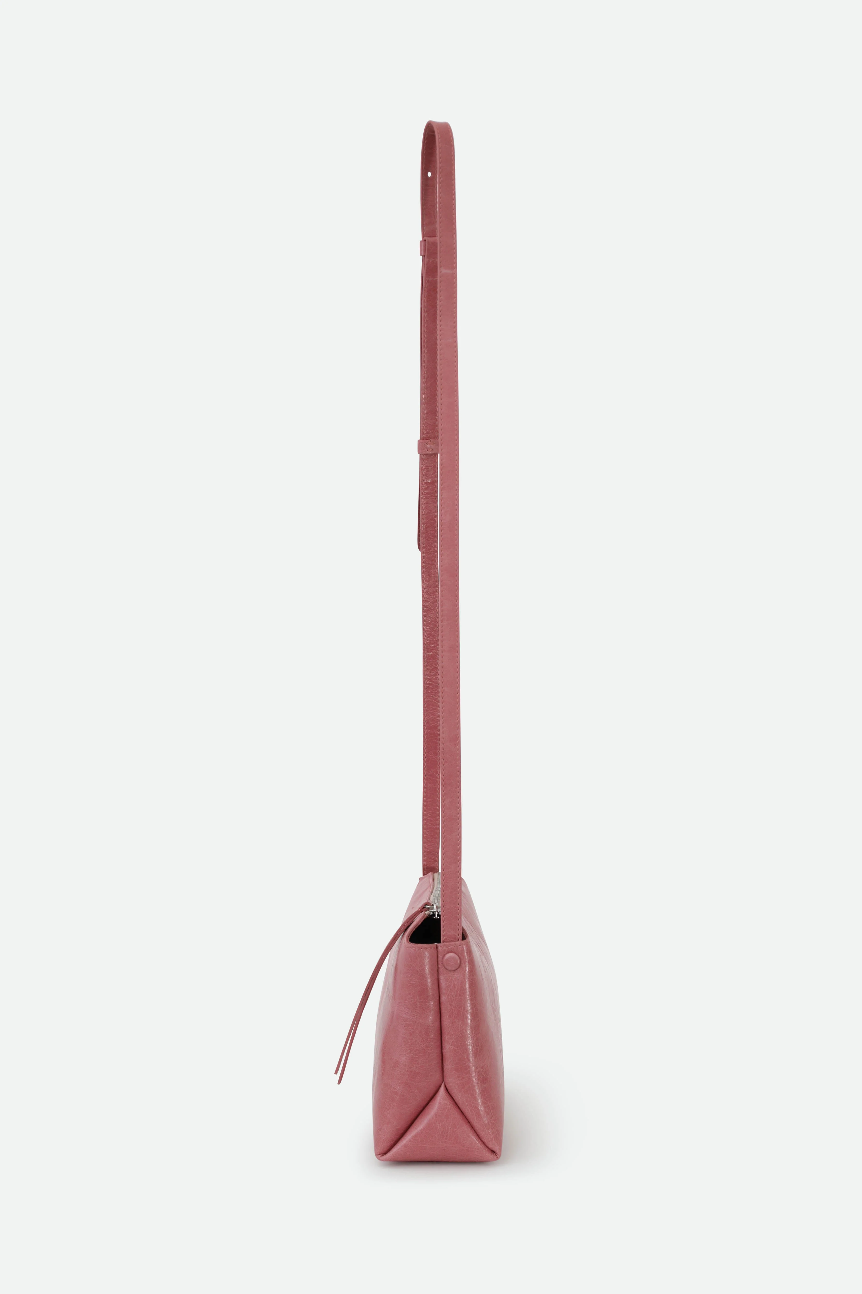 BRIDGET ITALIAN PATENT LEATHER CROSSBODY BAG IN PINK - Image 4