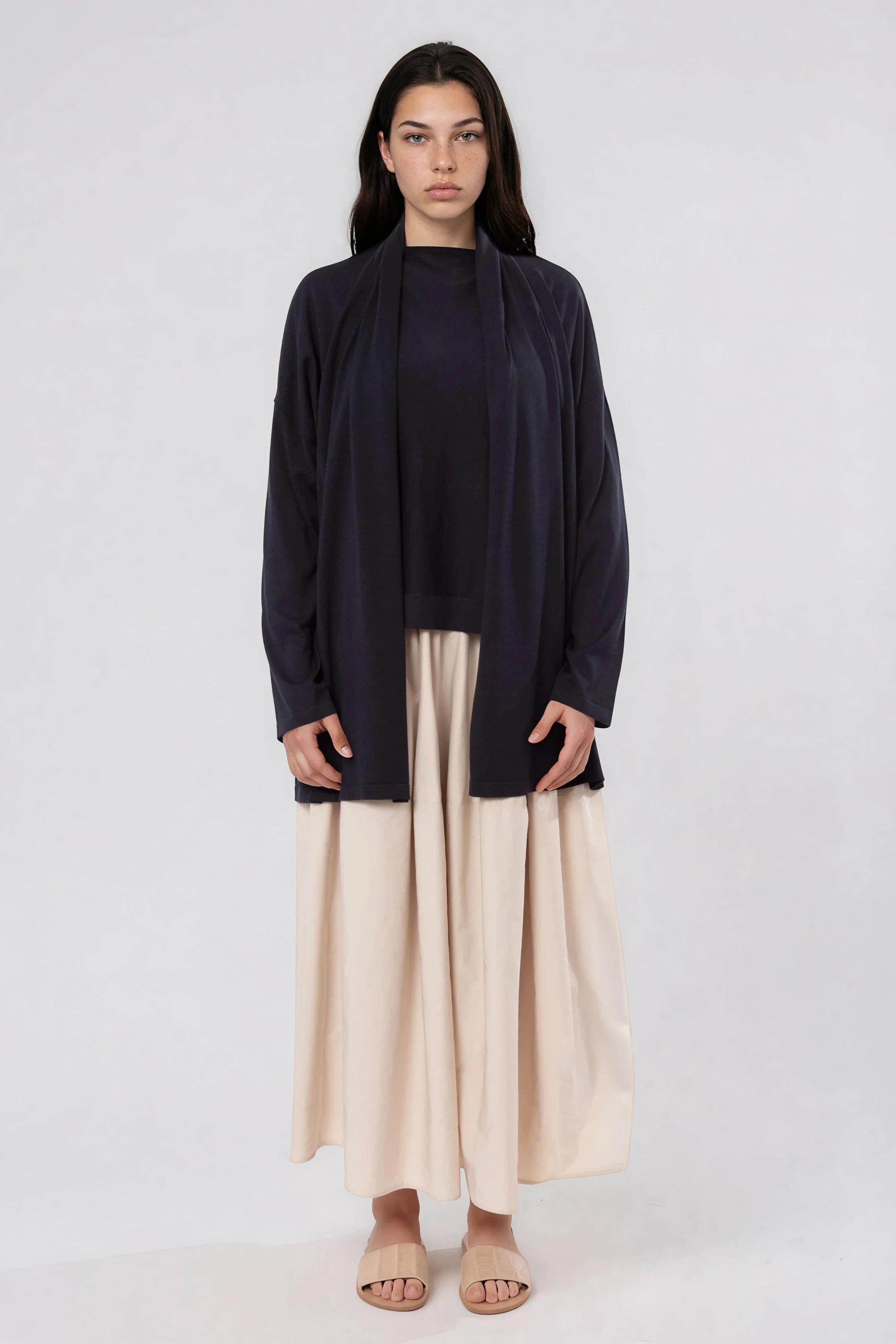 CADE SHAWL CARDIGAN IN FINE GAUGE ITALIAN SILK COTTON - Image 8