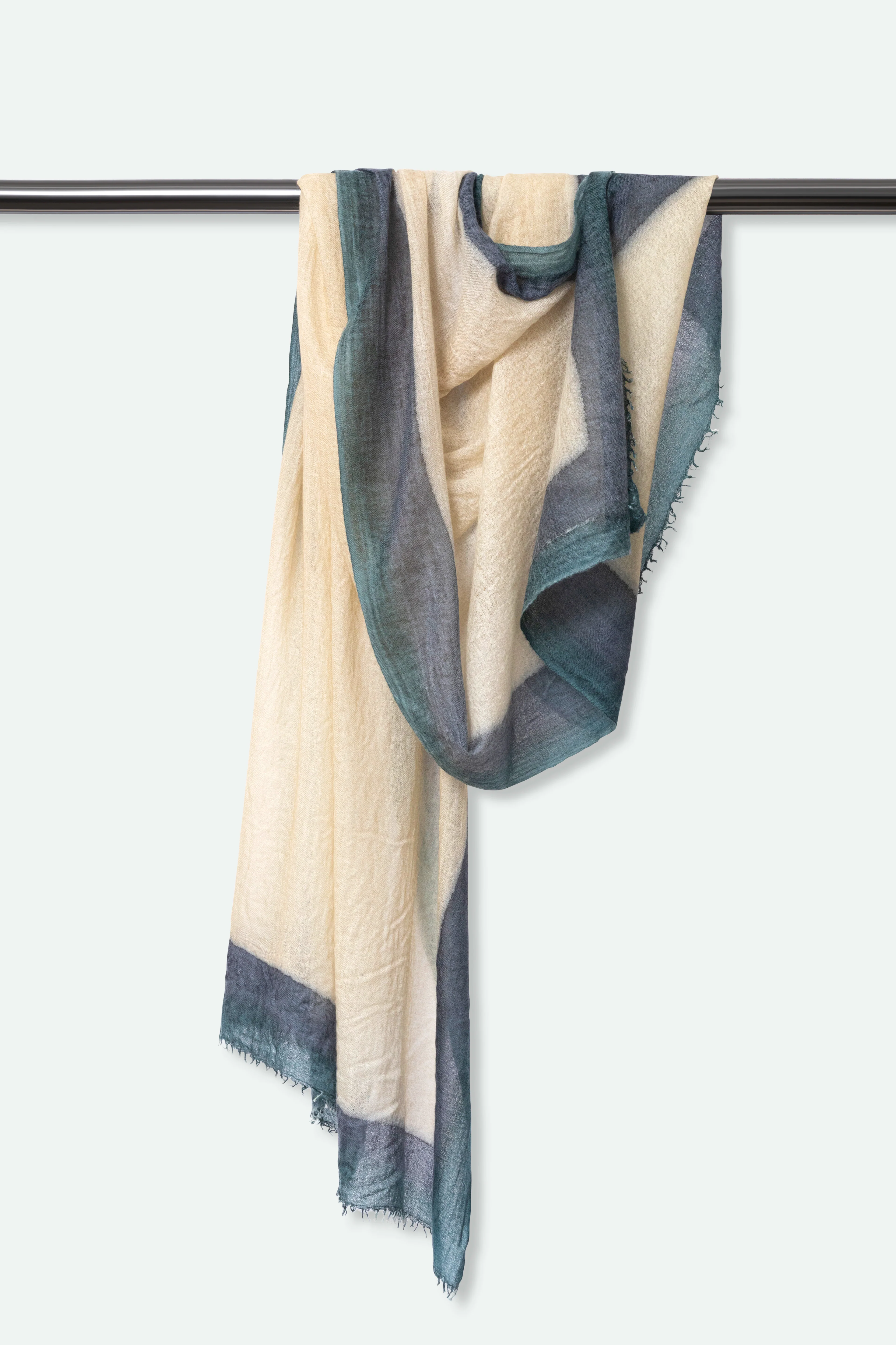CARRIACOU SCARF IN HAND DYED CASHMERE - Image 3