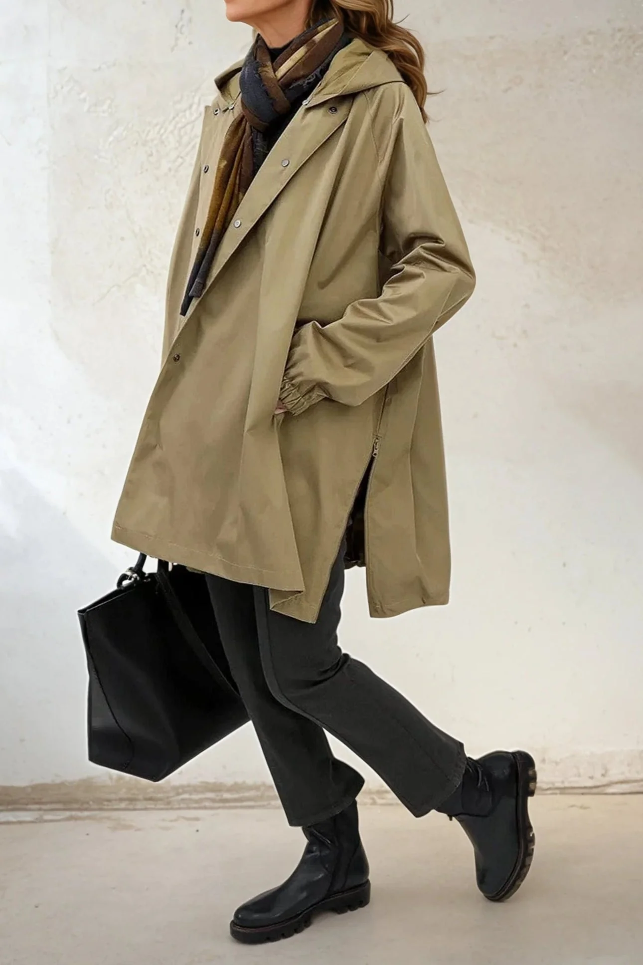 CORTINA RAIN COAT - Image 10
