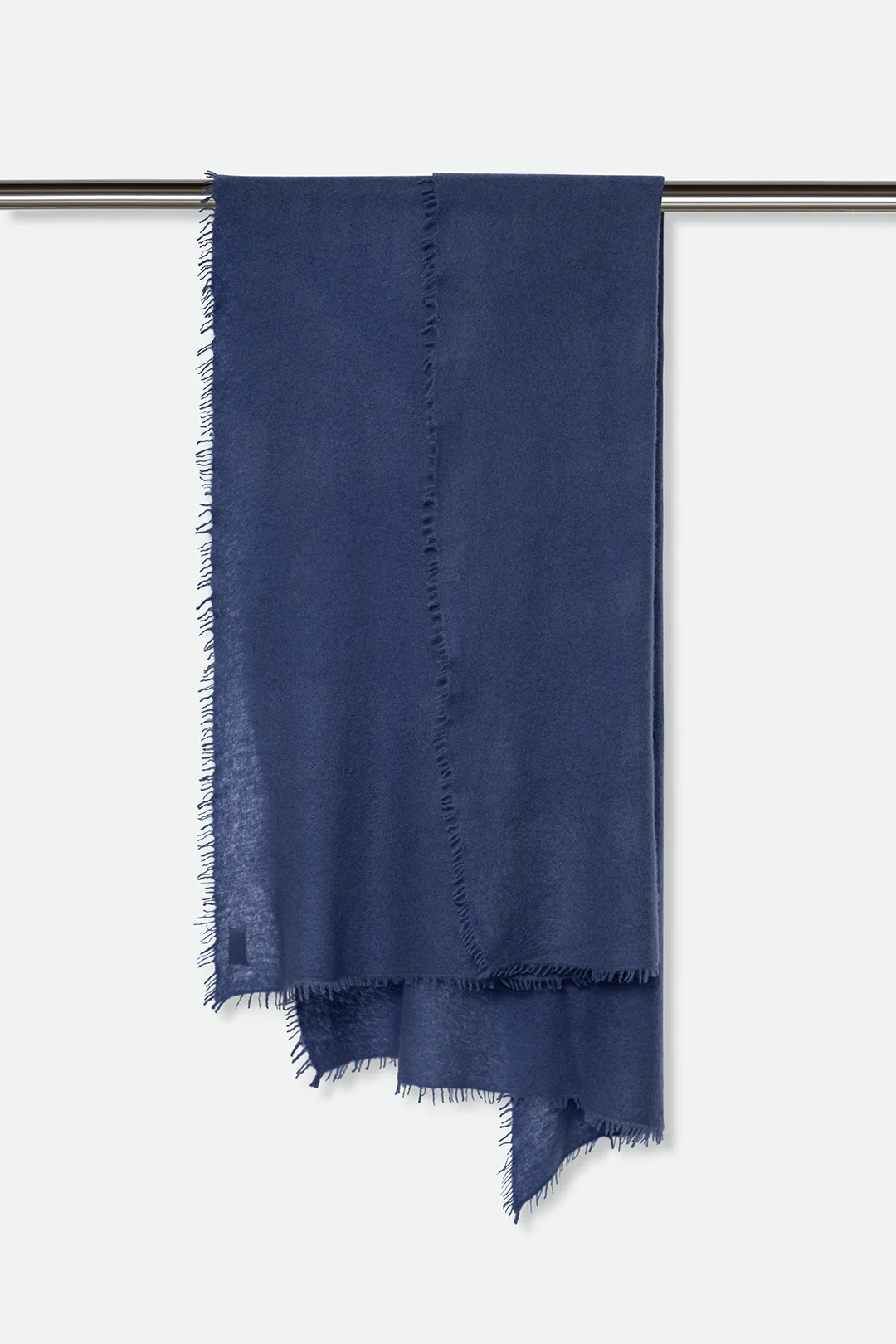 ÉLAN SCARF IN CASHMERE ELECTRIC BLUE - Image 2