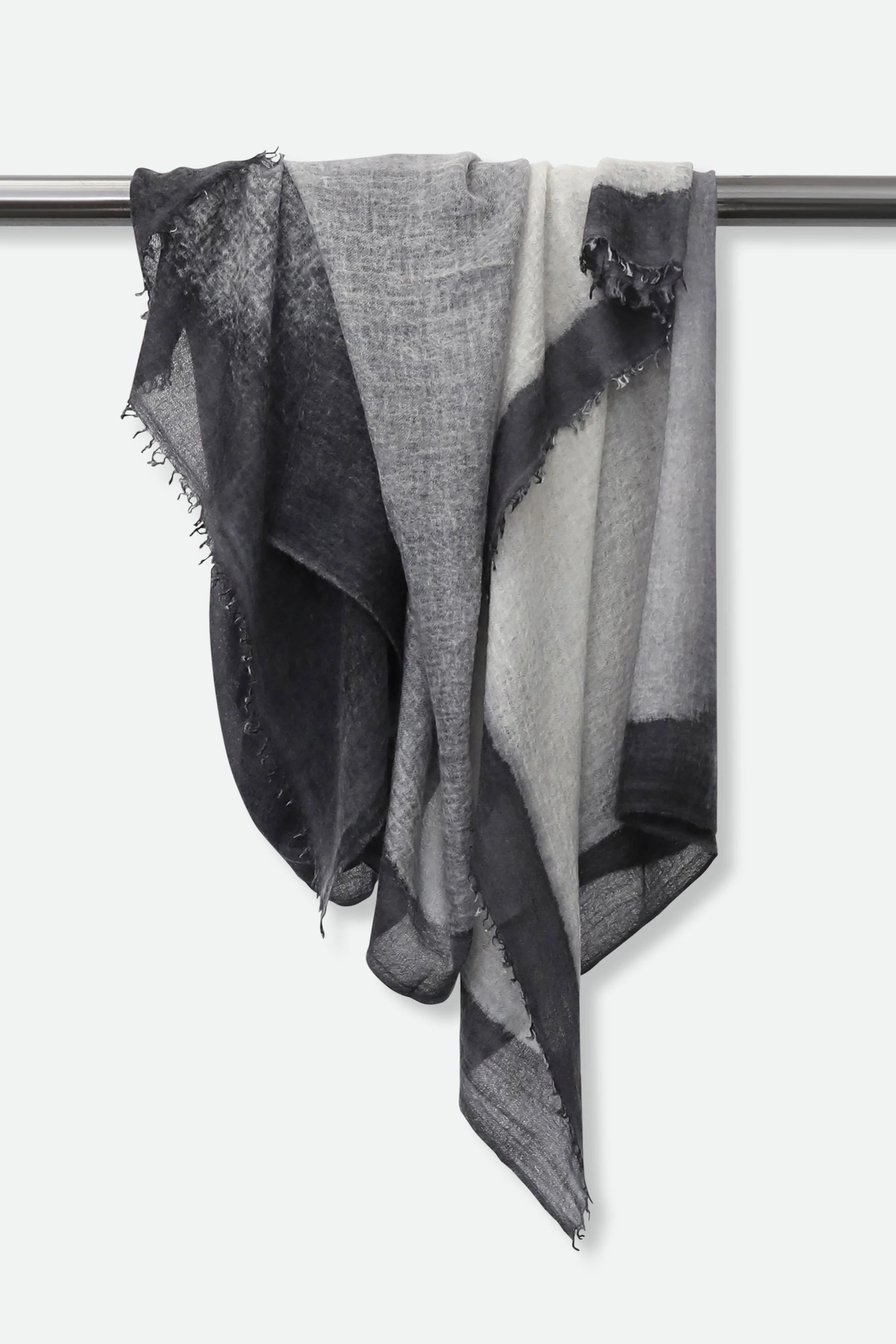 CHARCOAL SCARF IN HAND DYED CASHMERE