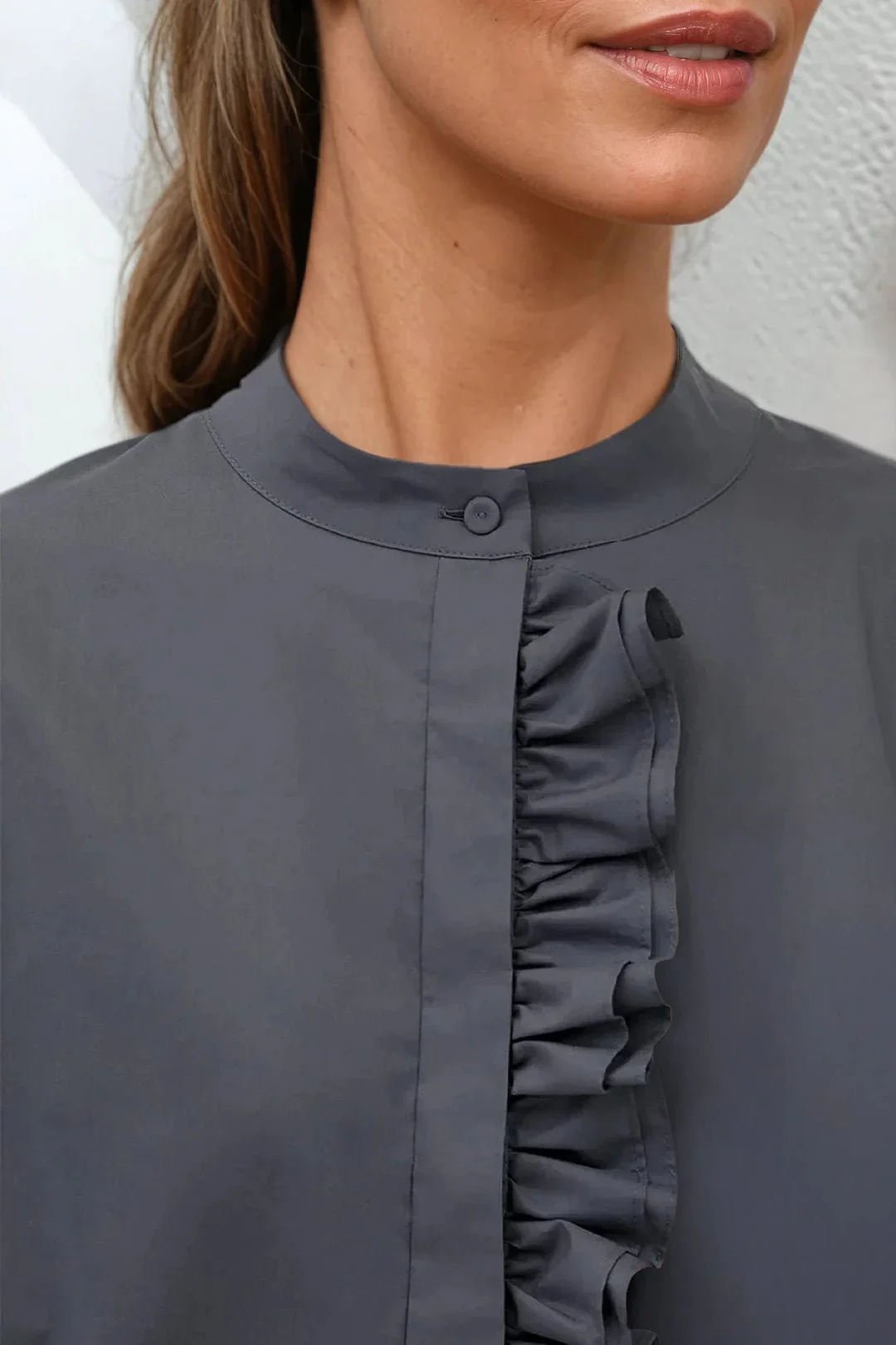 FLEUR RUFFLE SHIRT IN COTTON SLATE GREY - Image 3