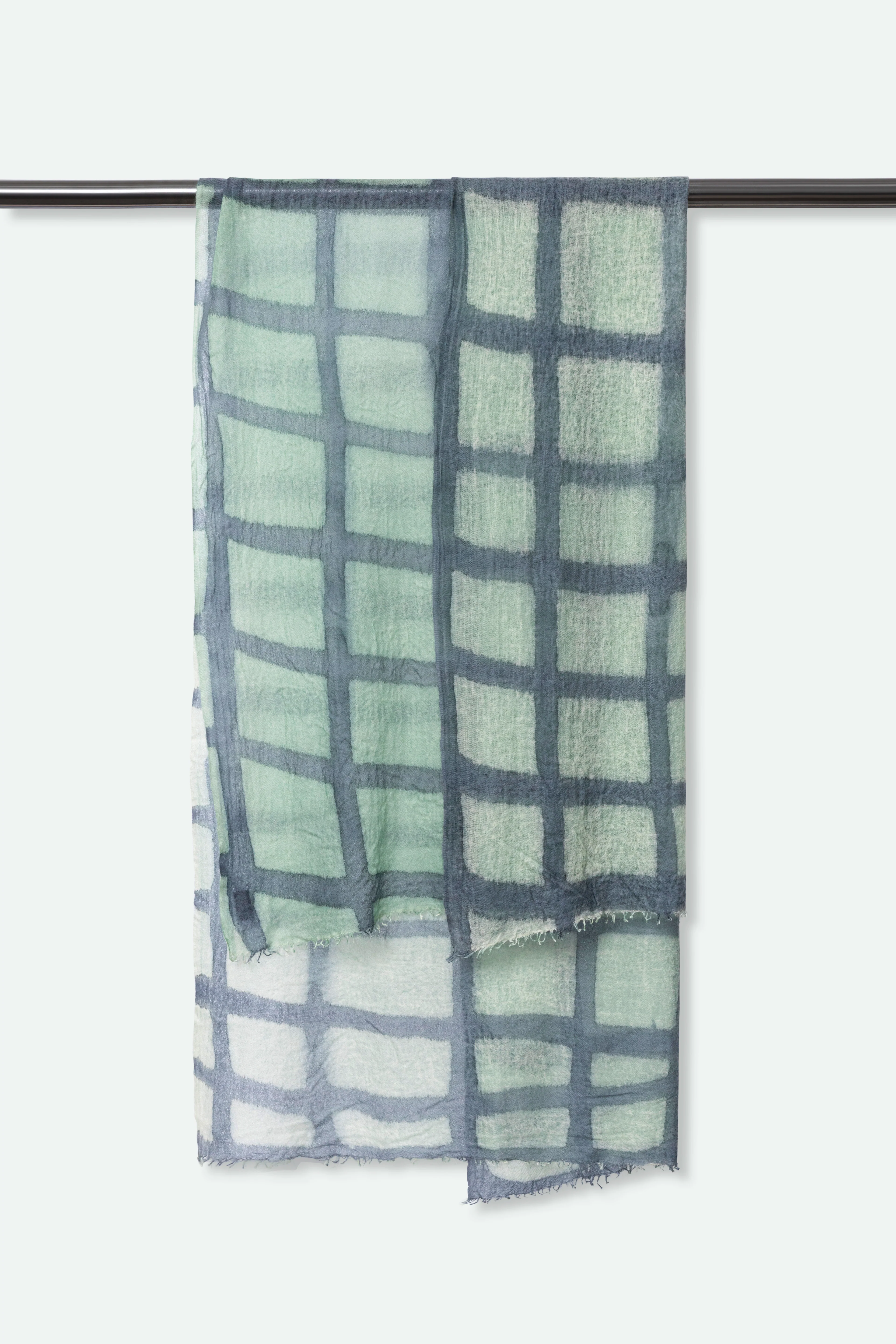 GRIGLIATO SCARF IN HAND DYED CASHMERE - Image 3