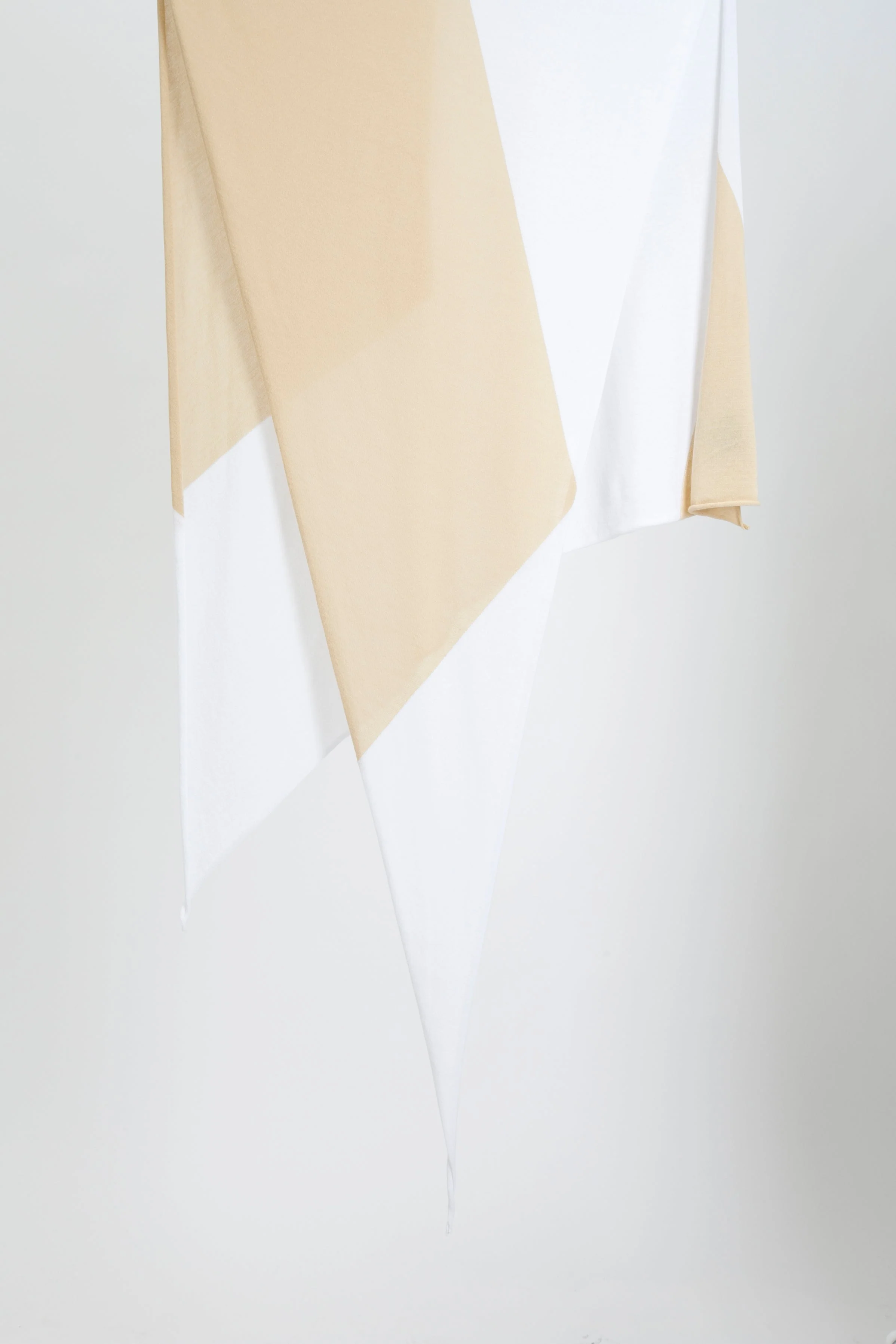 TRIANGLE SCARF IN PIMA COTTON