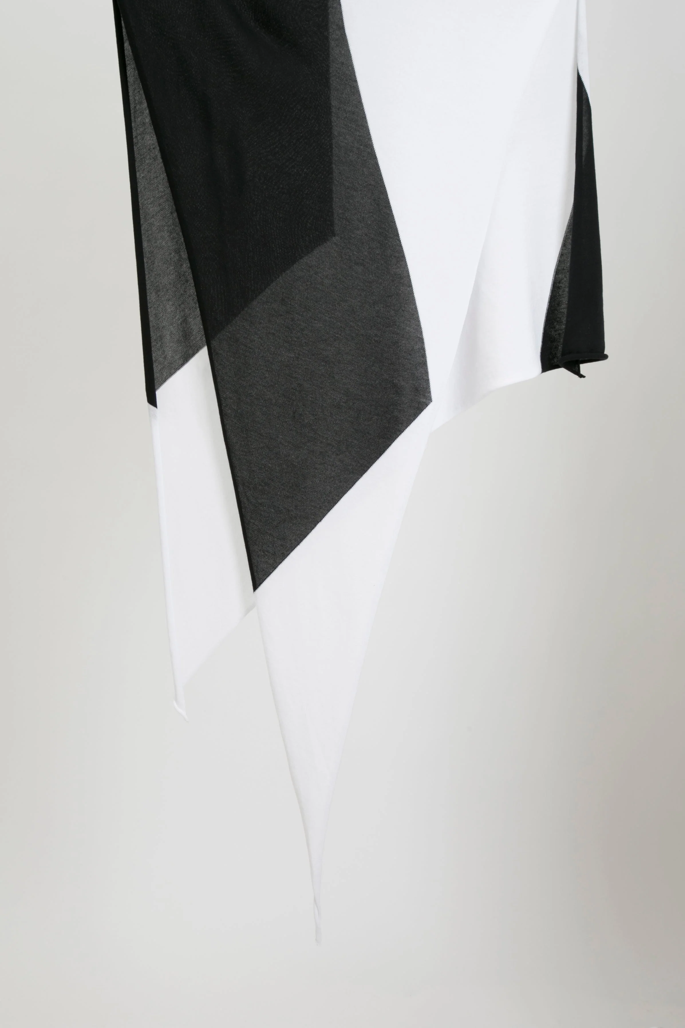 TRIANGLE SCARF IN PIMA COTTON - Image 4