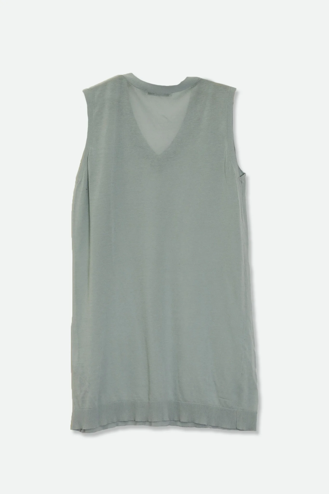 V NECK SLEEVELESS TOP IN FINE GAUGE COTTON - Image 2