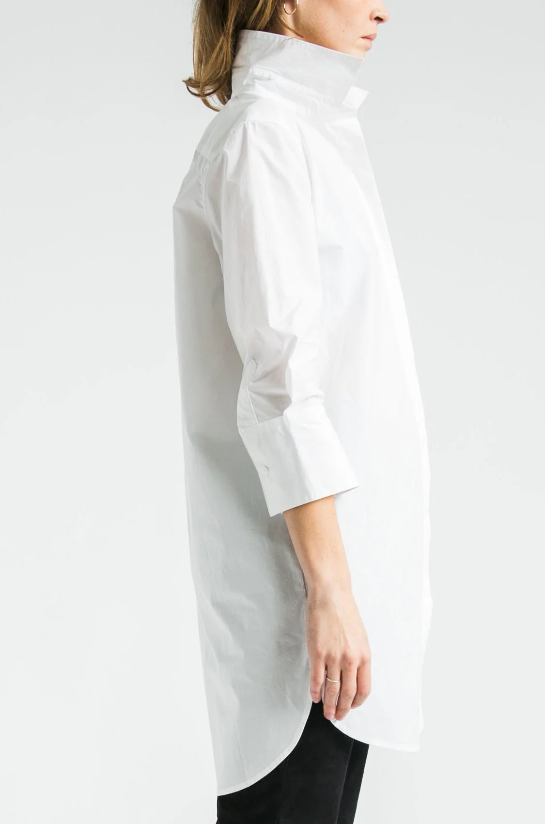 SARLA LONG BUTTON DOWN SHIRT IN ITALIAN  POPLIN - Image 9