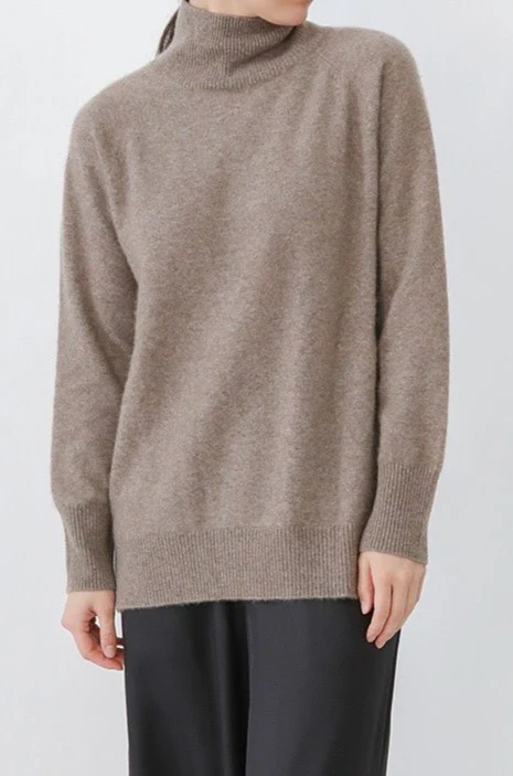 ISLAY TURTLENECK SWEATER IN ITALIAN SPUN CASHMERE SILK - Image 5
