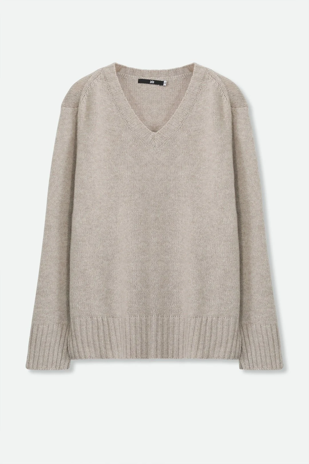 INVERNESS V NECK SWEATER IN CASHMERE MERINO 4 PLY KNIT