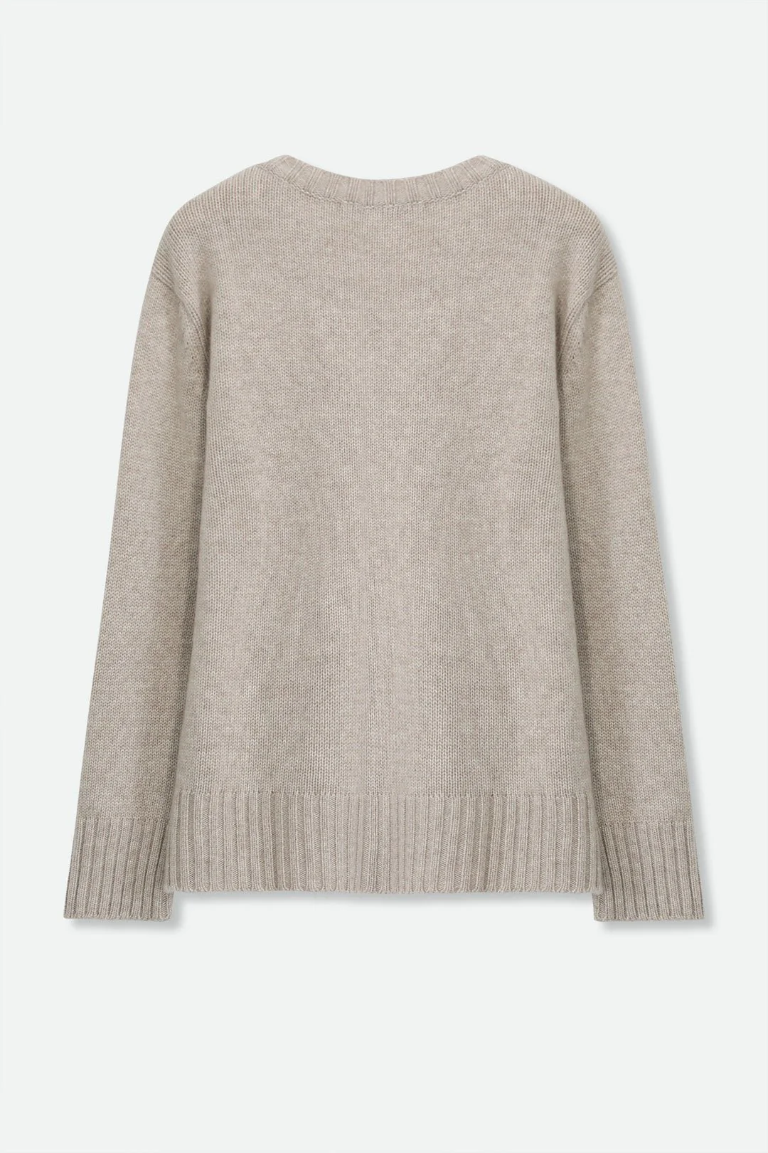 INVERNESS V NECK SWEATER IN CASHMERE MERINO 4 PLY KNIT - Image 2