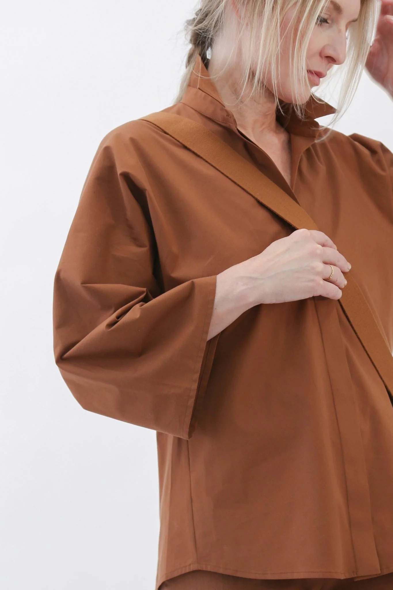 REMI KIMONO SLEEVE SHIRT IN ITALIAN COTTON STRETCH - Image 4