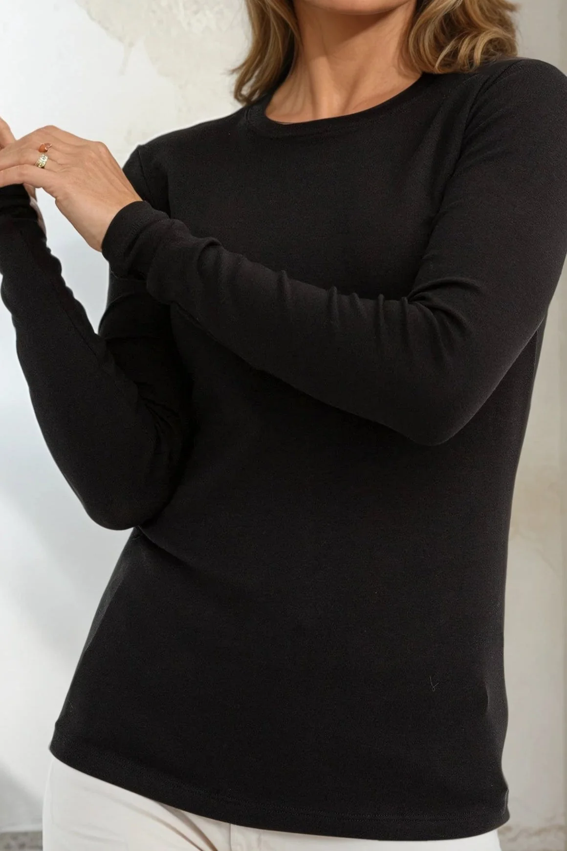 LONG SLEEVE CREW IN PIMA COTTON STRETCH - Image 4