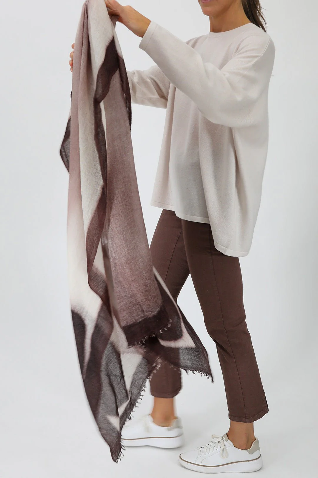 MARLOW OVERSIZED BOXY CREW IN CASHMERE BLEND - Image 18