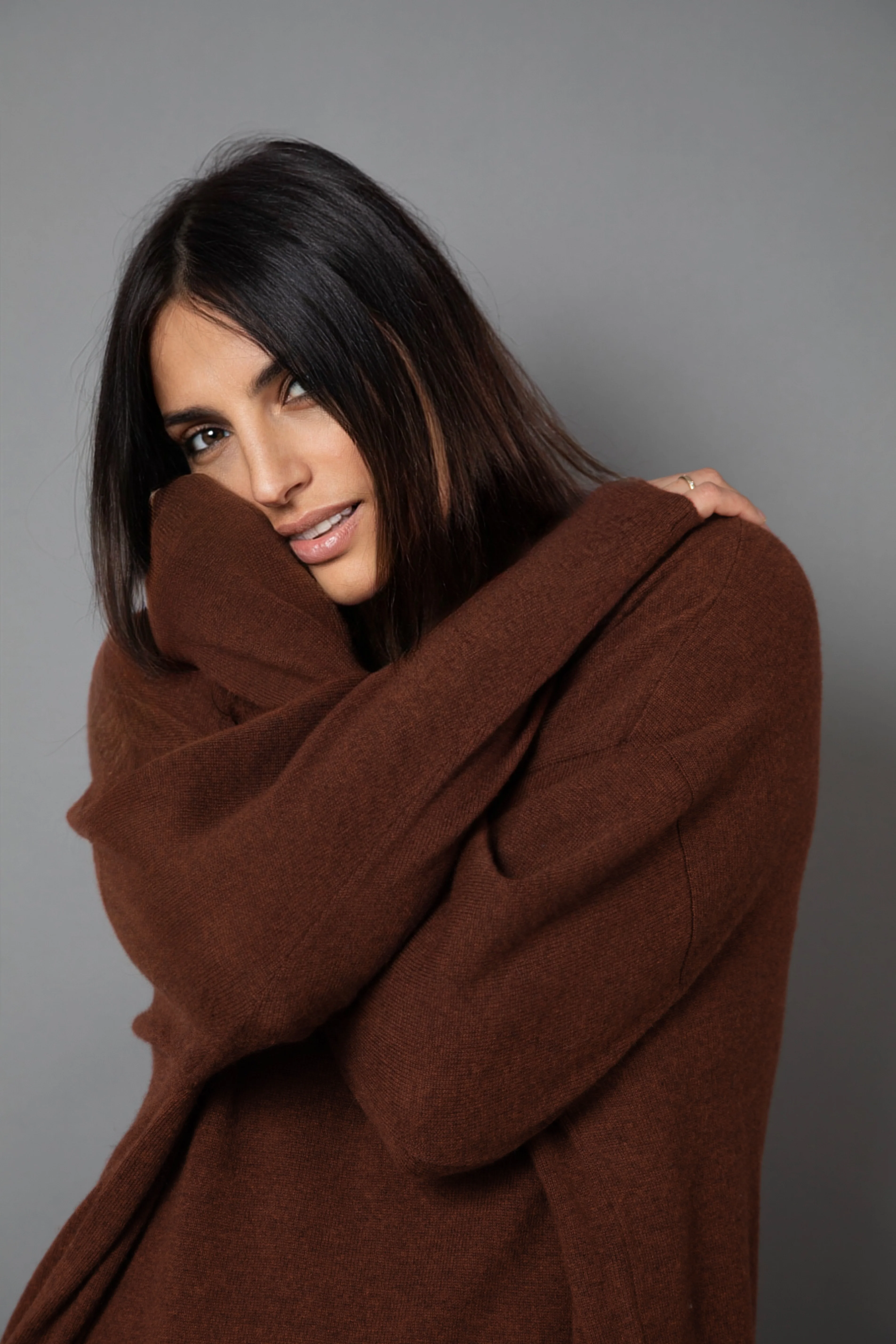MARLOW OVERSIZED BOXY CREW IN CASHMERE BLEND - Image 9