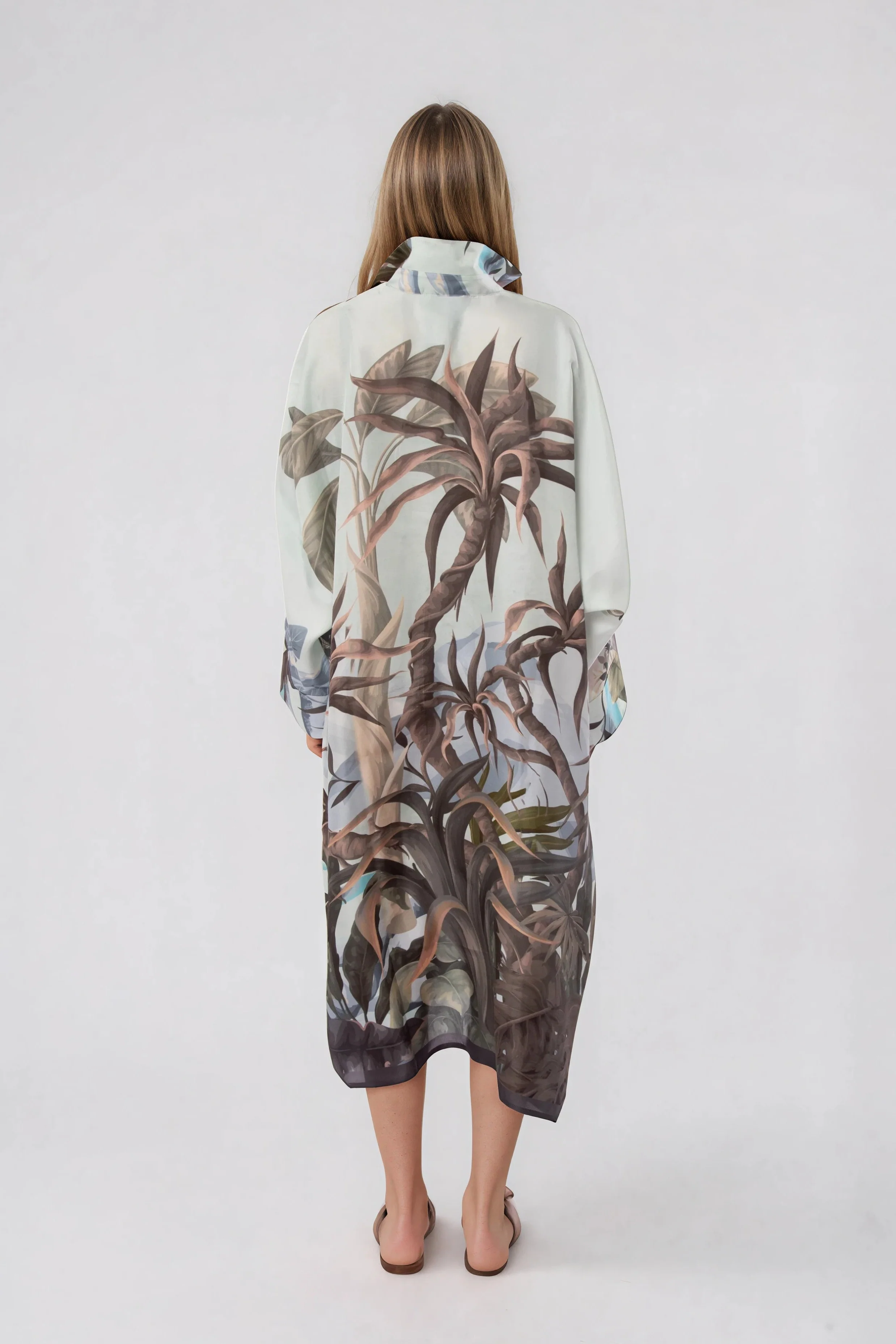KONA KAFTAN IN SILK TWILL BLUE PALMS - Image 4