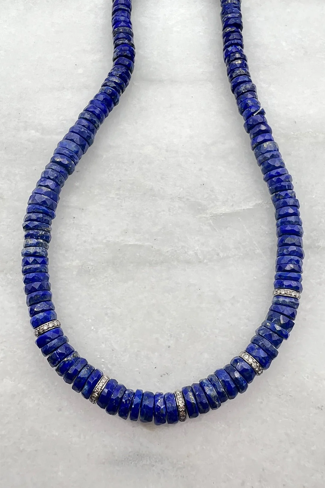LAPIS HEISHI BEADED NECKLACE WITH 5 SINGLE DIAMOND SEGMENTS