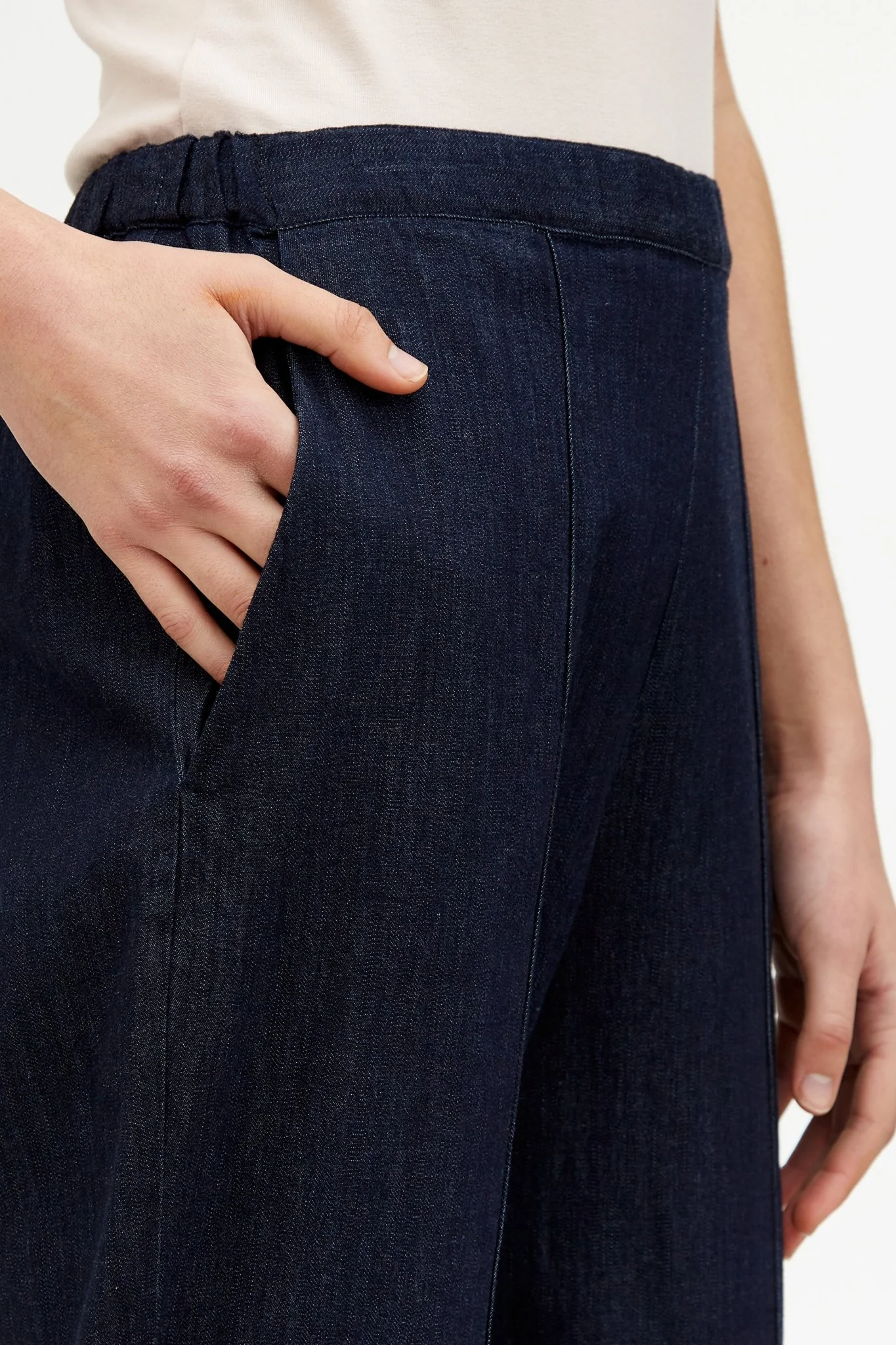 SHAY PANT IN LIGHTWEIGHT STRETCH DENIM - Image 3