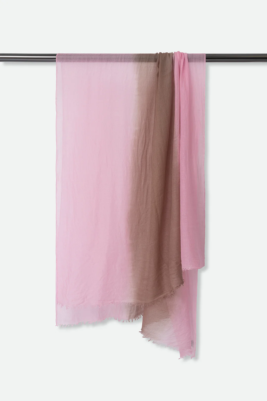 COCOA PINK LIGHTWEIGHT SCARF IN HAND DYED CASHMERE - Image 2