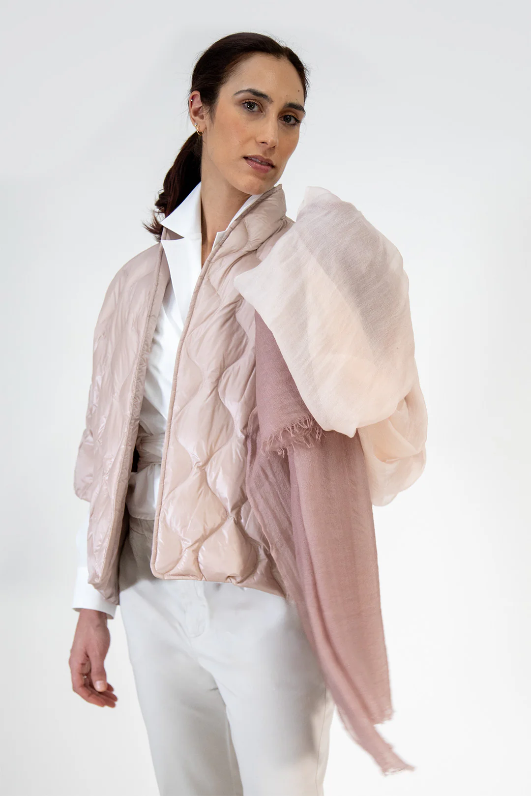 ROSE PETAL LIGHTWEIGHT SCARF IN HAND DYED CASHMERE - Image 2