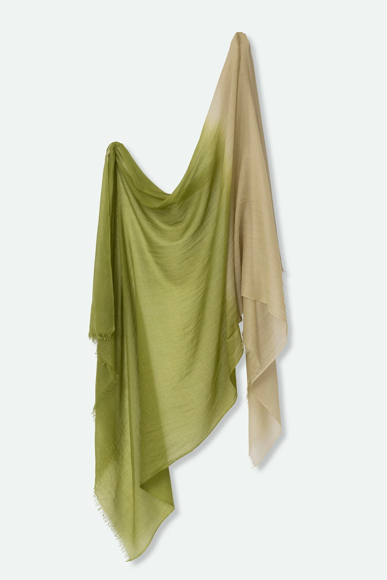 VERDE ARMY LIGHTWEIGHT SCARF IN HAND DYED CASHMERE - Image 2