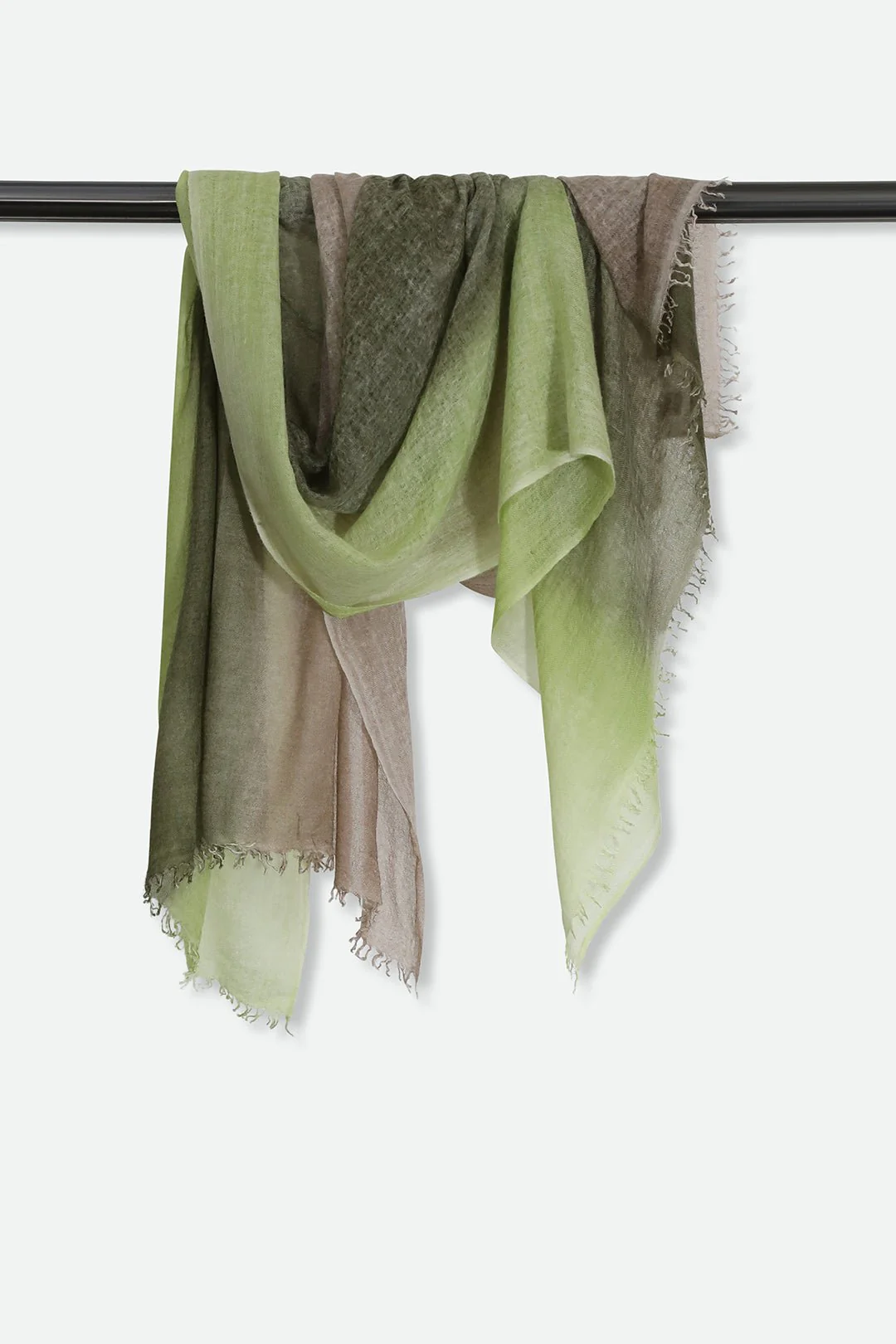 SPRING COCOA SCARF IN HAND DYED CASHMERE - Image 3