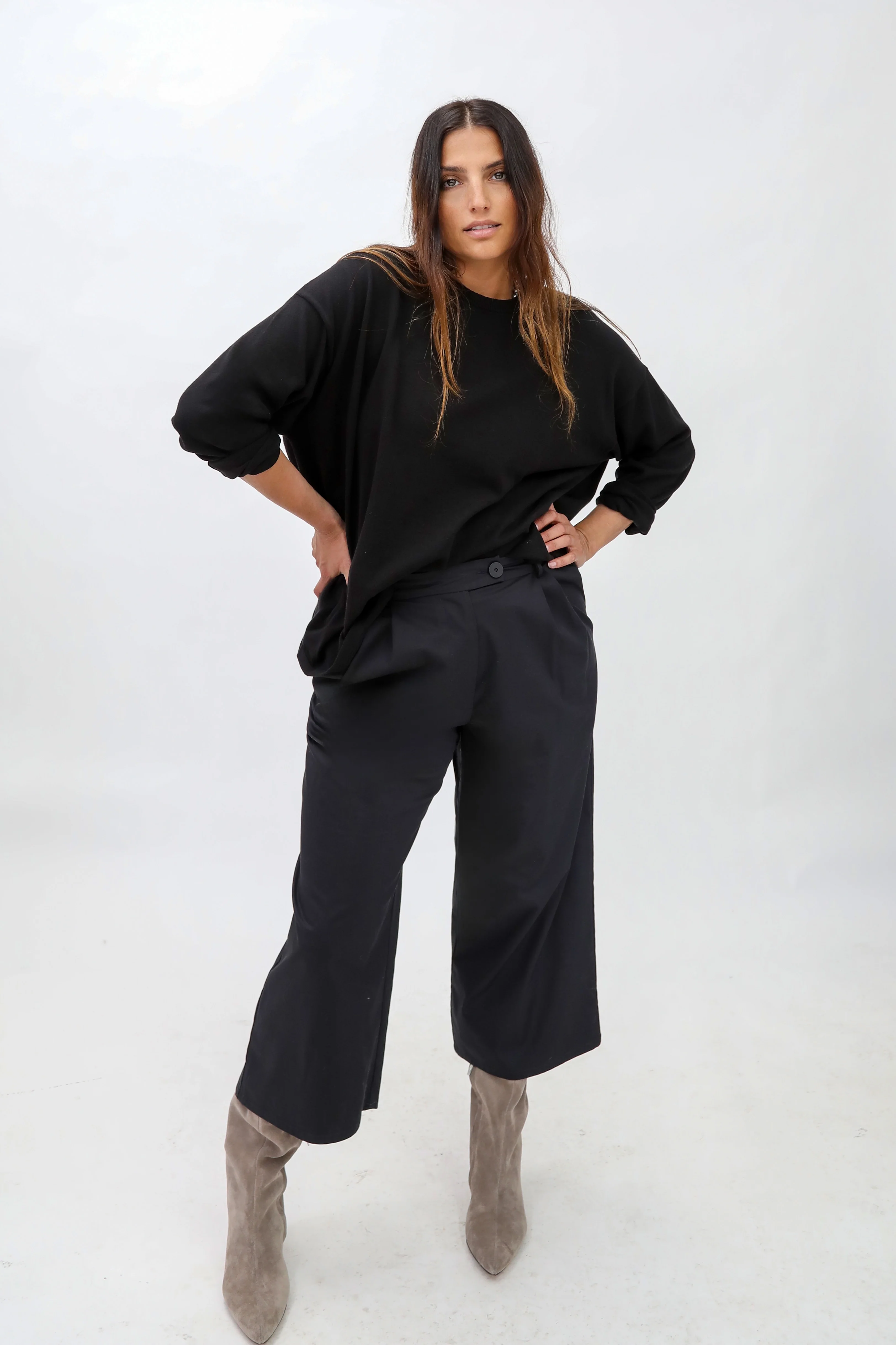 MARLOW OVERSIZED BOXY CREW IN 100% ITALIAN COTTON - Image 21
