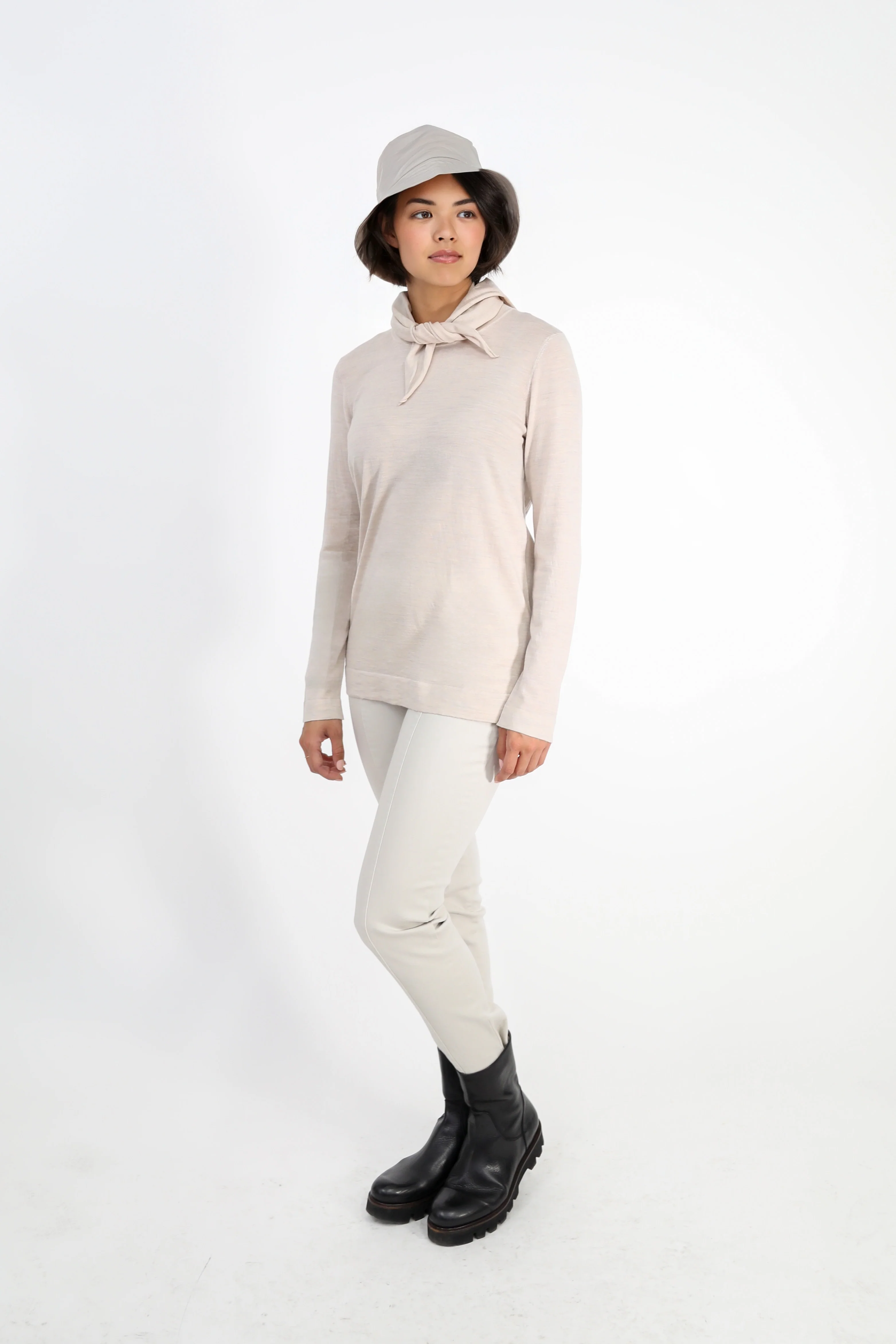 NICO LONG SLEEVE CREW & SCARF IN FINE MERINO - Image 11