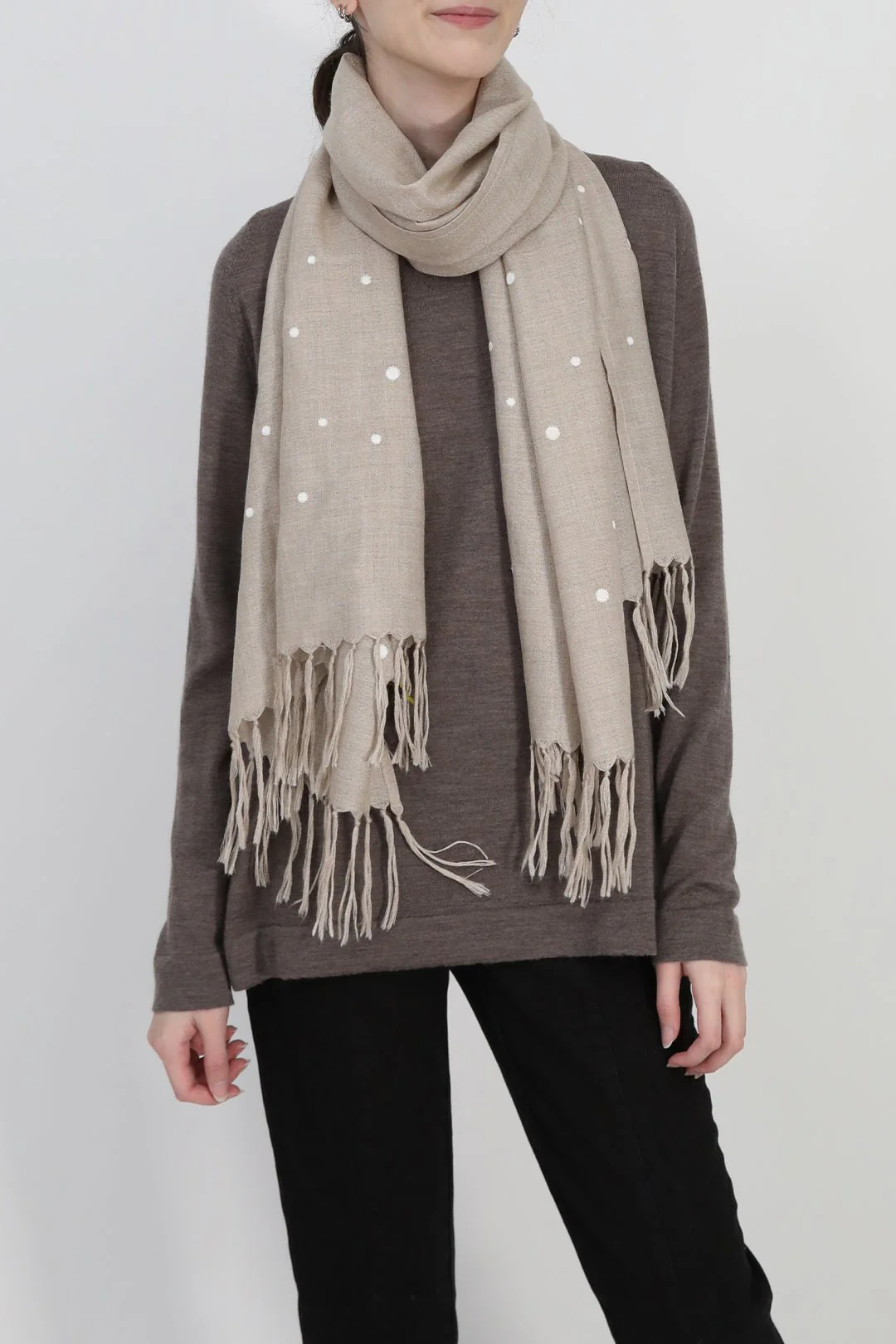 EMBROIDERED PEBBLE SAND ITALIAN CASHMERE SCARF - Image 3