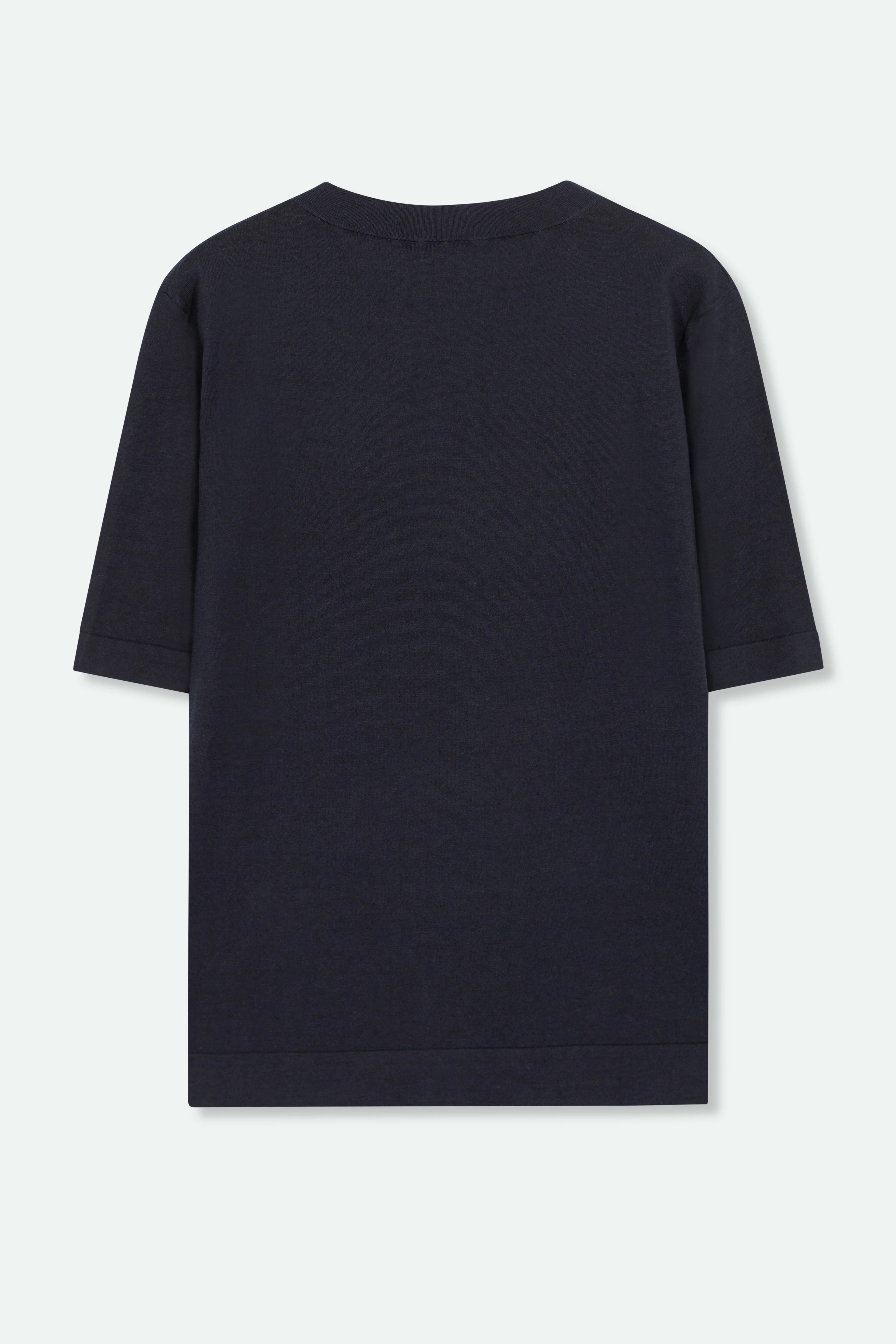 NICO TENNIS ELBOW SLEEVE CREW IN FINE GAUGE ITALIAN SILK COTTON - Image 7