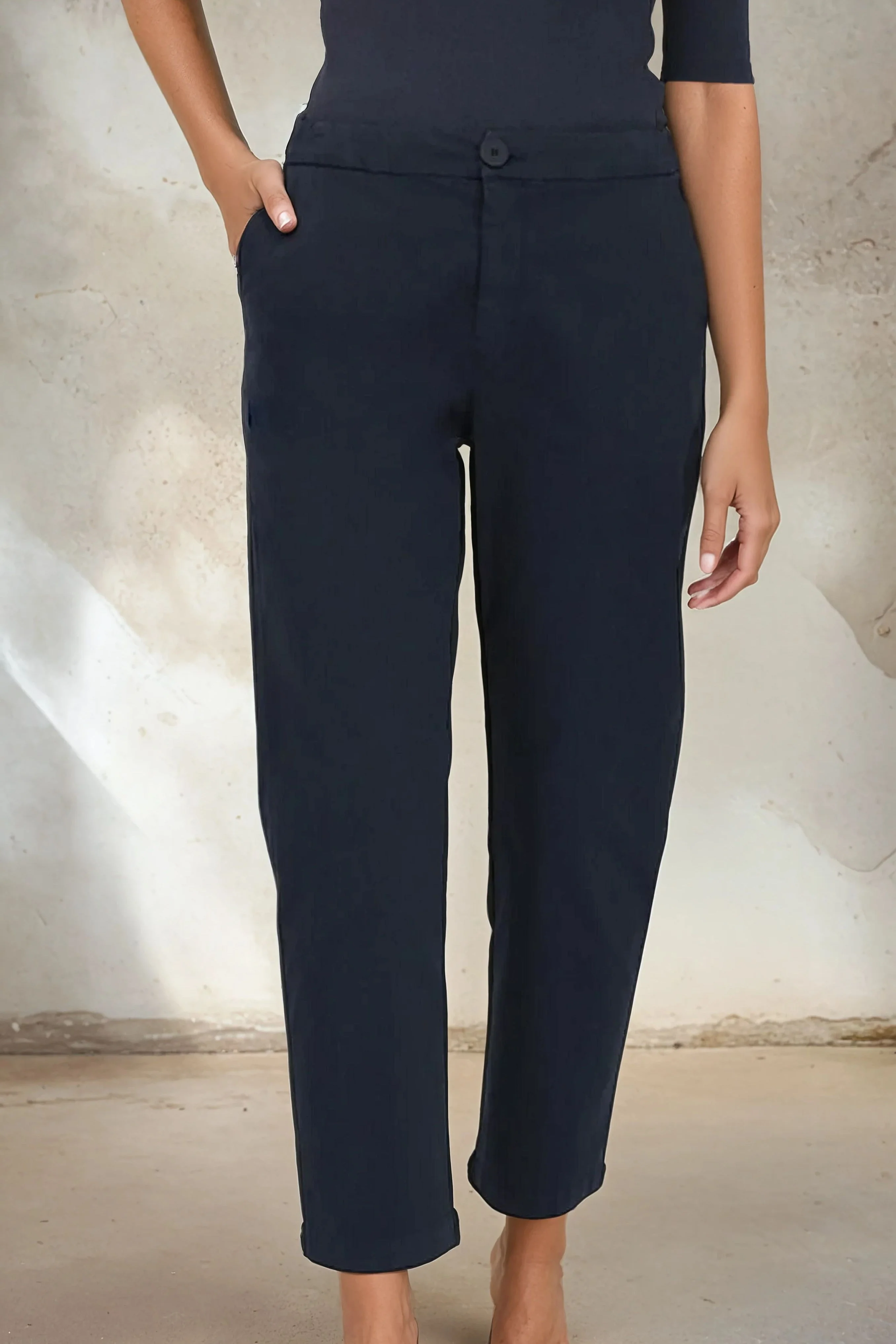 PASCAL BACK SEAMED PANT IN ITALIAN STRETCH COTTON - Image 25