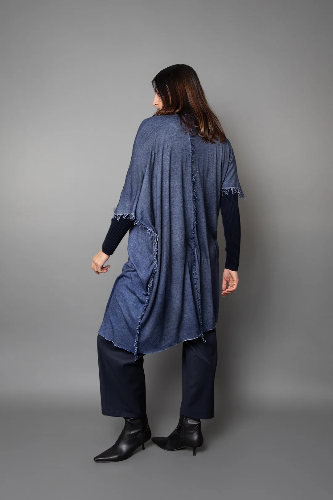 PATNA CARDIGAN IN HAND-DYED CASHMERE MIDNIGHT NAVY - Image 3