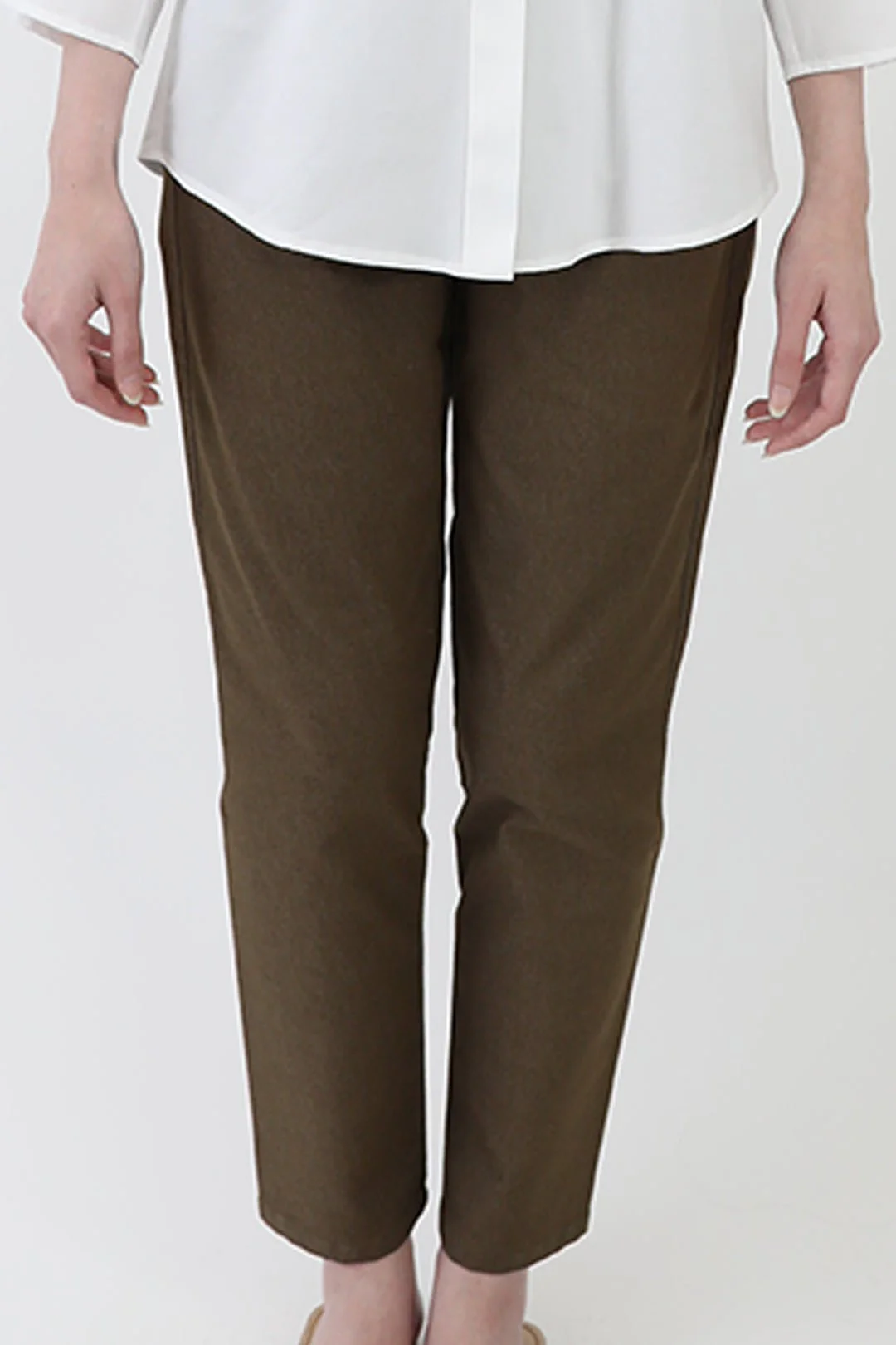 PERRYN PANT IN TECHNICAL COTTON STRETCH IN ARMY GREEN - Image 5