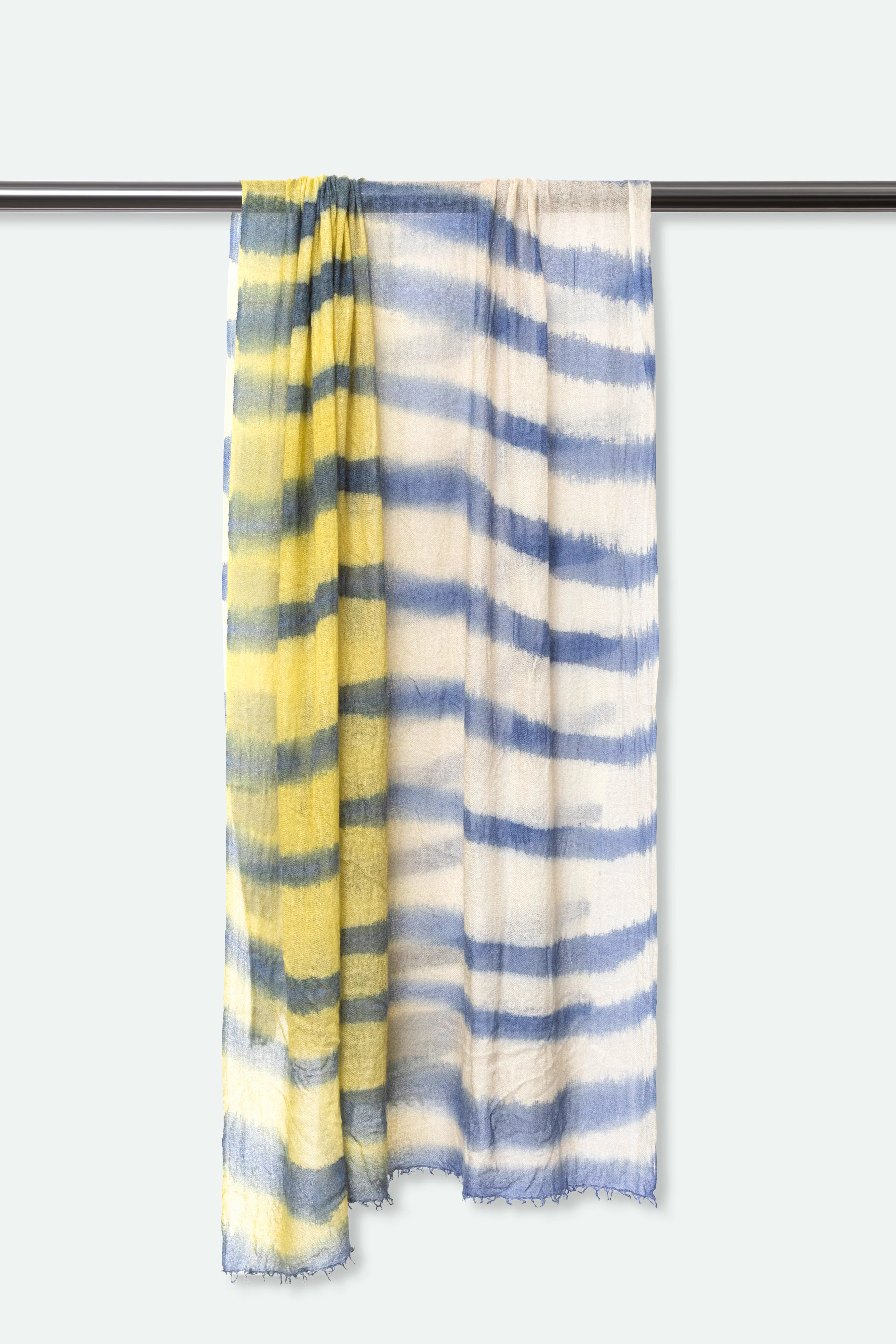 PLAYA SCARF IN HAND DYED CASHMERE - Image 2