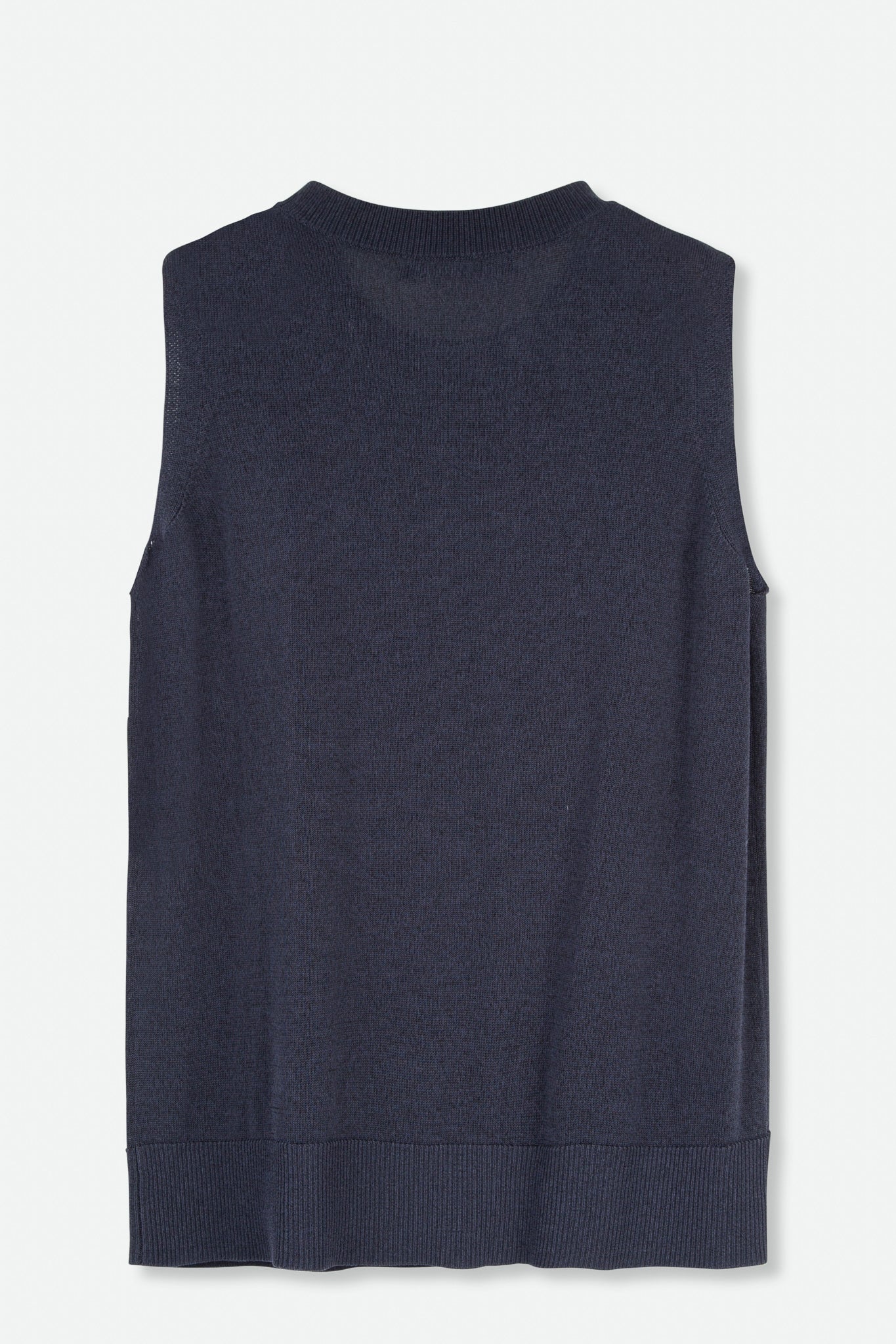 PERI SLEEVELESS CREW TOP IN COTTON BLEND - Image 2