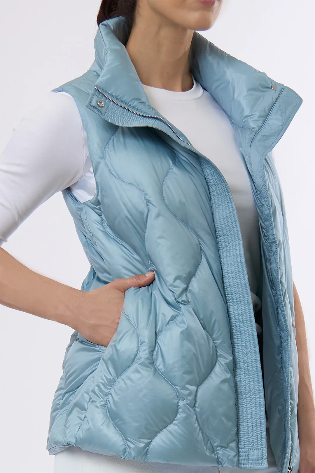 SAINT CLAIR VEST IN GOOSE DOWN - Image 12