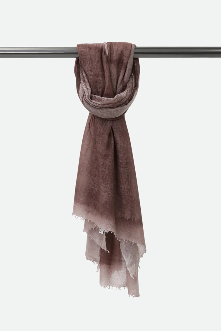 SCARF IN HAND DYED CASHMERE PECAN - Image 5