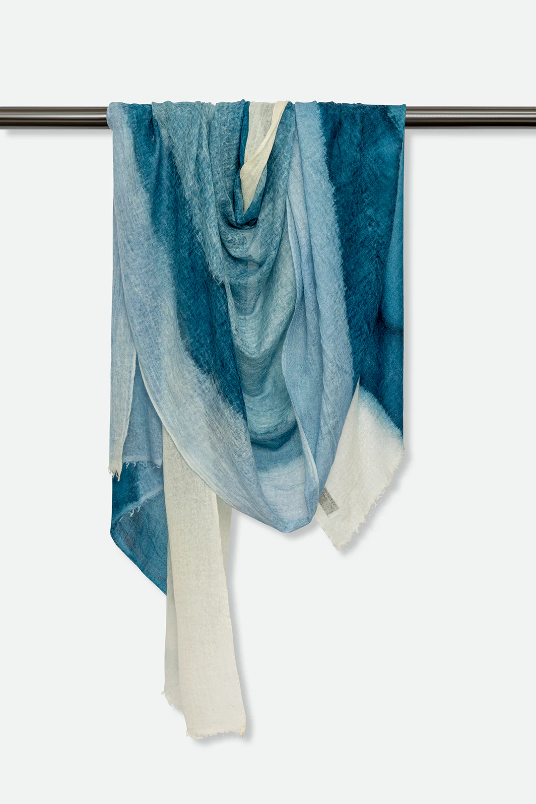 CORNFLOWER SAND SCARF IN HAND DYED CASHMERE - Image 3