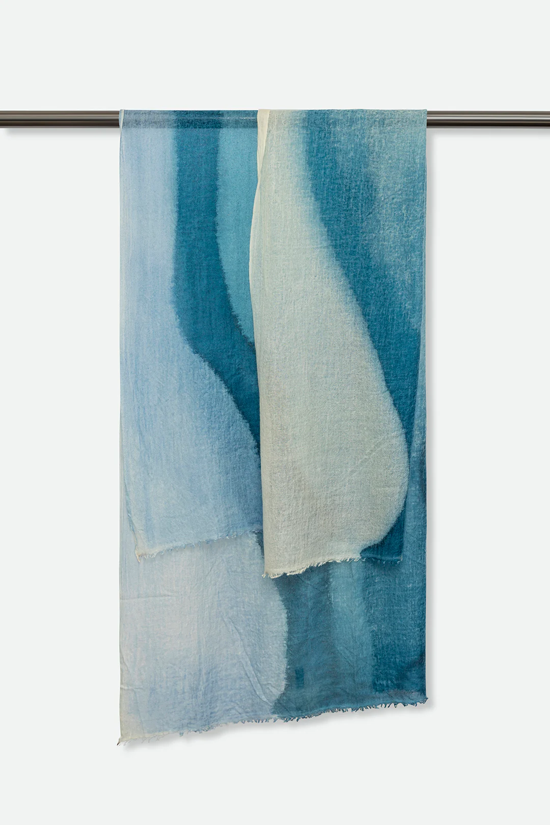 CORNFLOWER SAND SCARF IN HAND DYED CASHMERE - Image 4