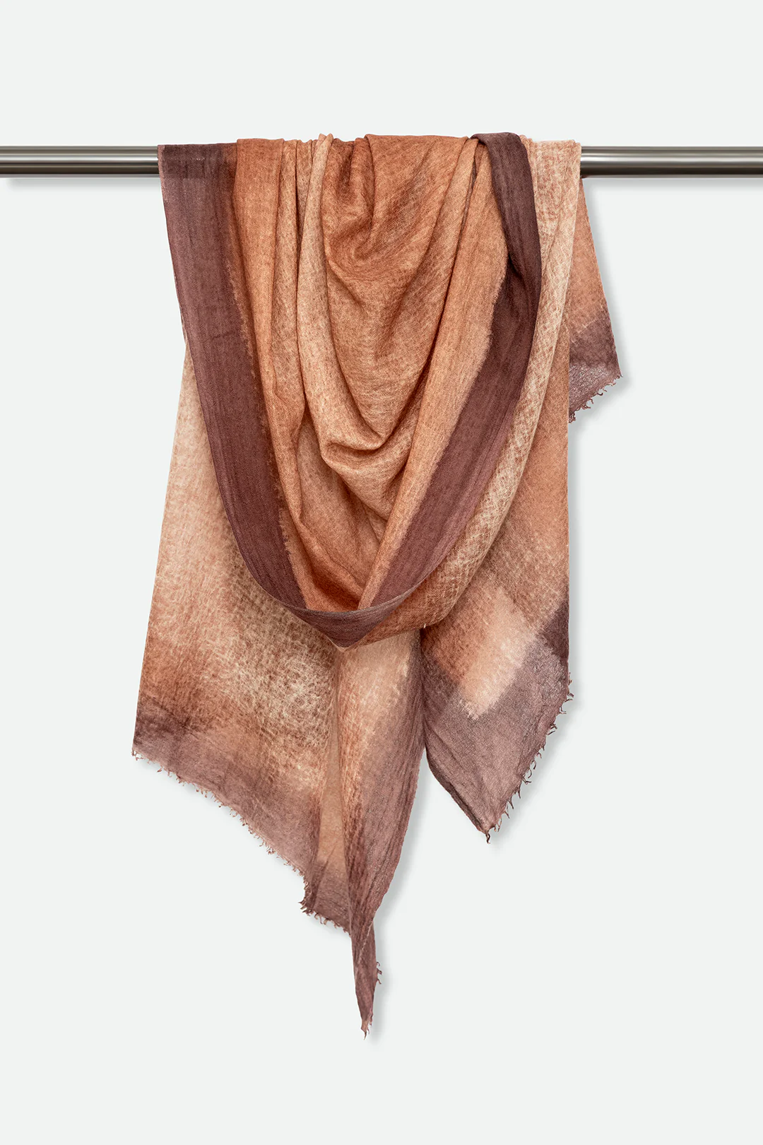 EARTHEN BROWN SCARF IN HAND DYED CASHMERE - Image 3