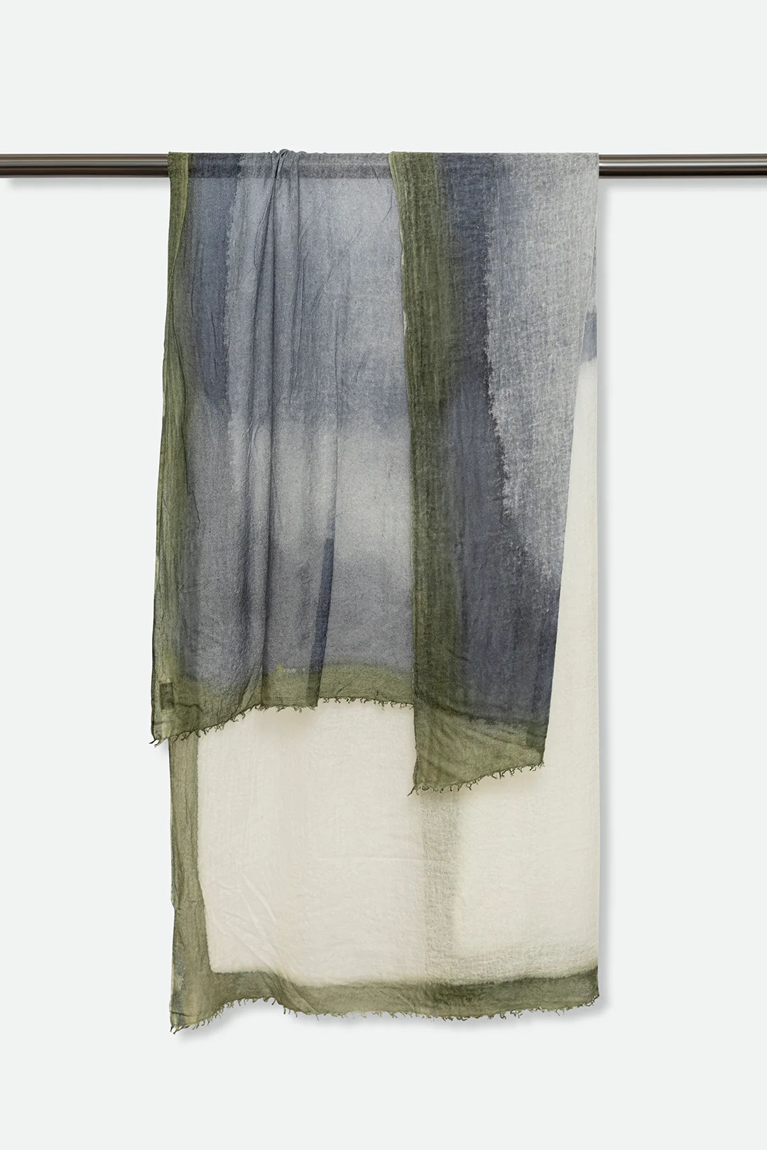 KHAKI OYSTER CHARCOAL SCARF IN HAND DYED CASHMERE - Image 3