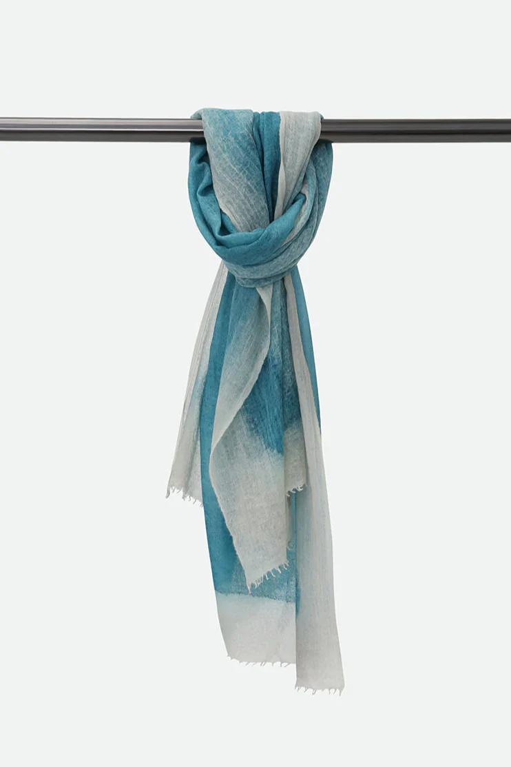 SEAFOAM SCARF IN HAND DYED CASHMERE - Image 5