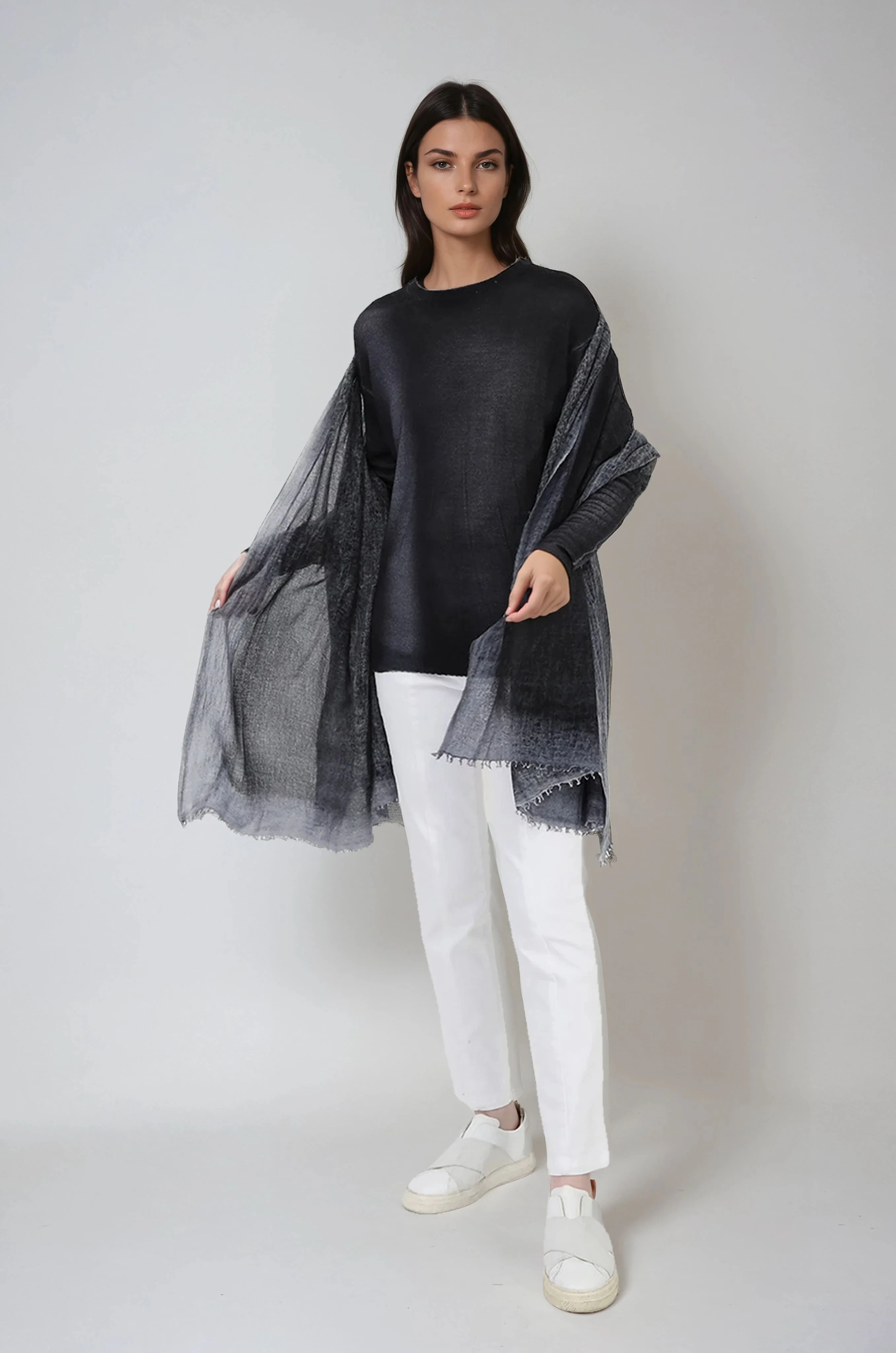 SHILOH CREW IN HAND-DYED CASHMERE CHARCOAL STRIPE - Image 4
