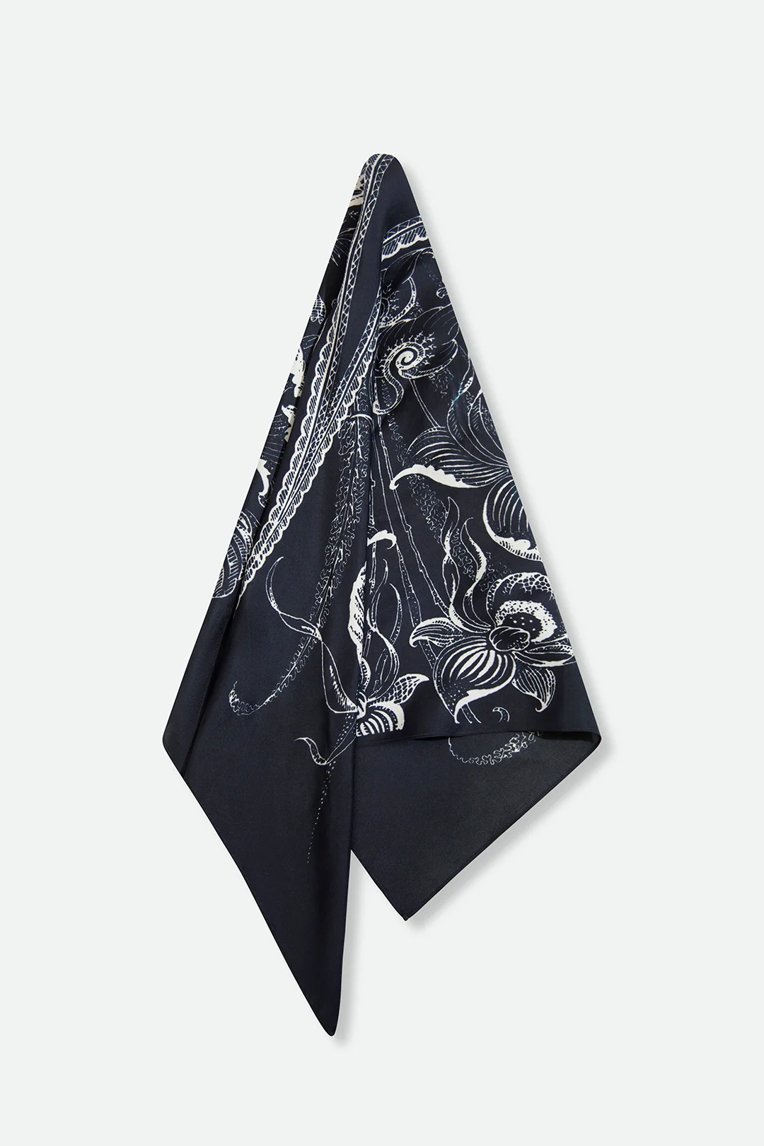 SILK TWILL SQUARE SCARF IN PAISLEY BLEU MARINE